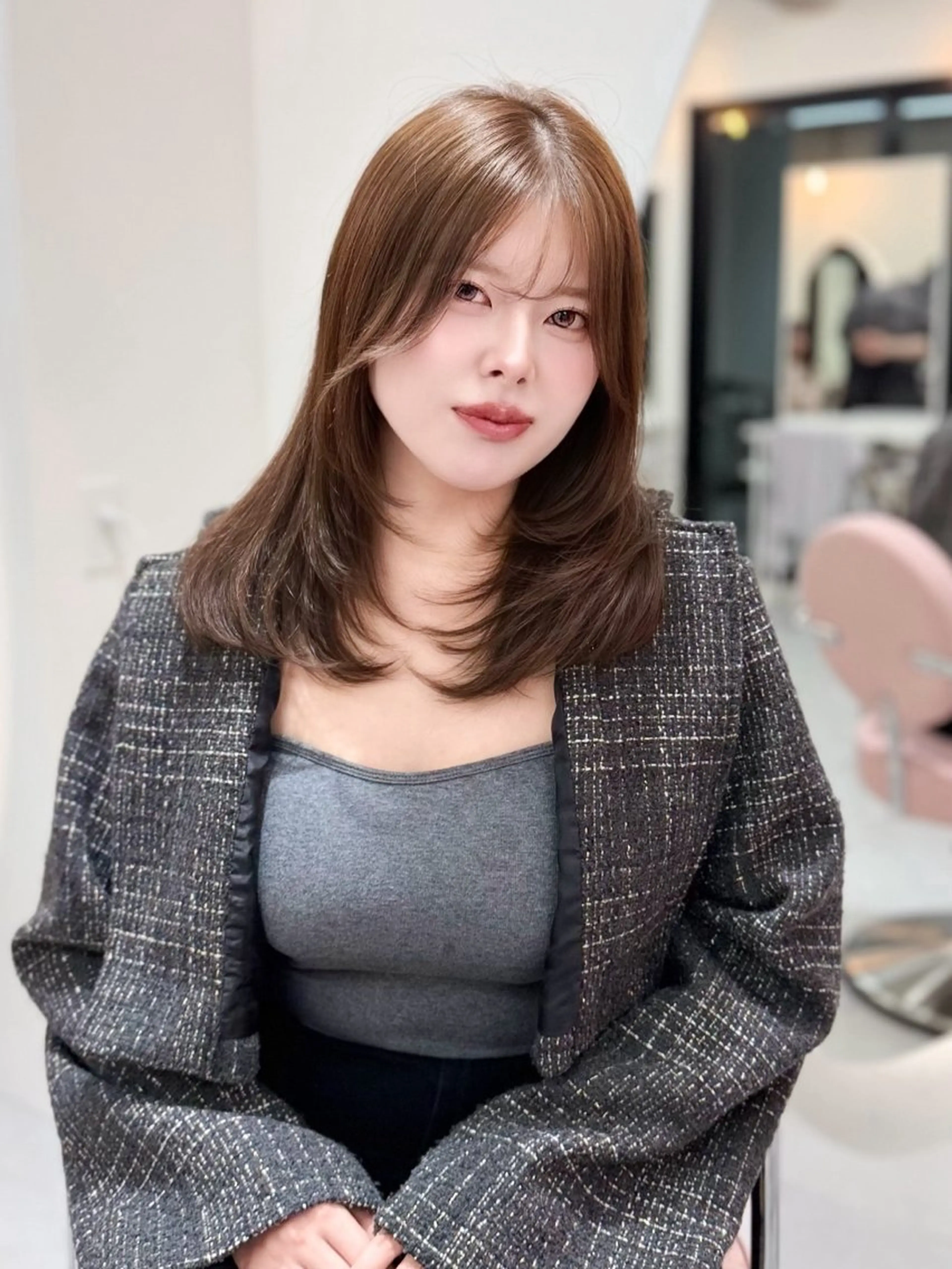 セミロング カラー ヘアアレンジ カット ヘアカラー トリートメント ヘッドスパ ヘアセット 縮毛矯正🤍 盛れるボブ/ひかりのヘアスタイル