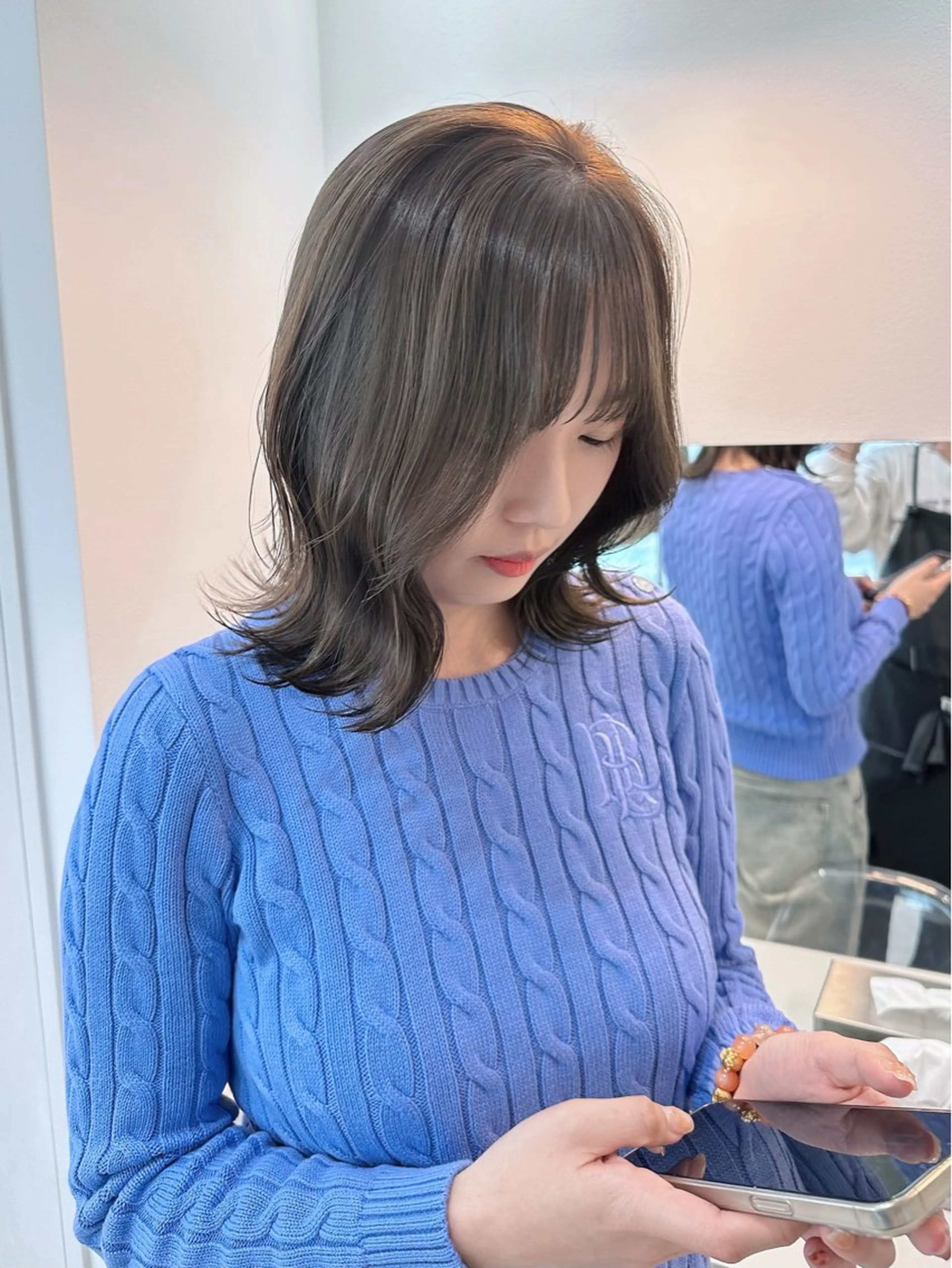 セミロング カット ヘアカラー トリートメント 韓国ヘア/ワンホン ちひろのヘアスタイル