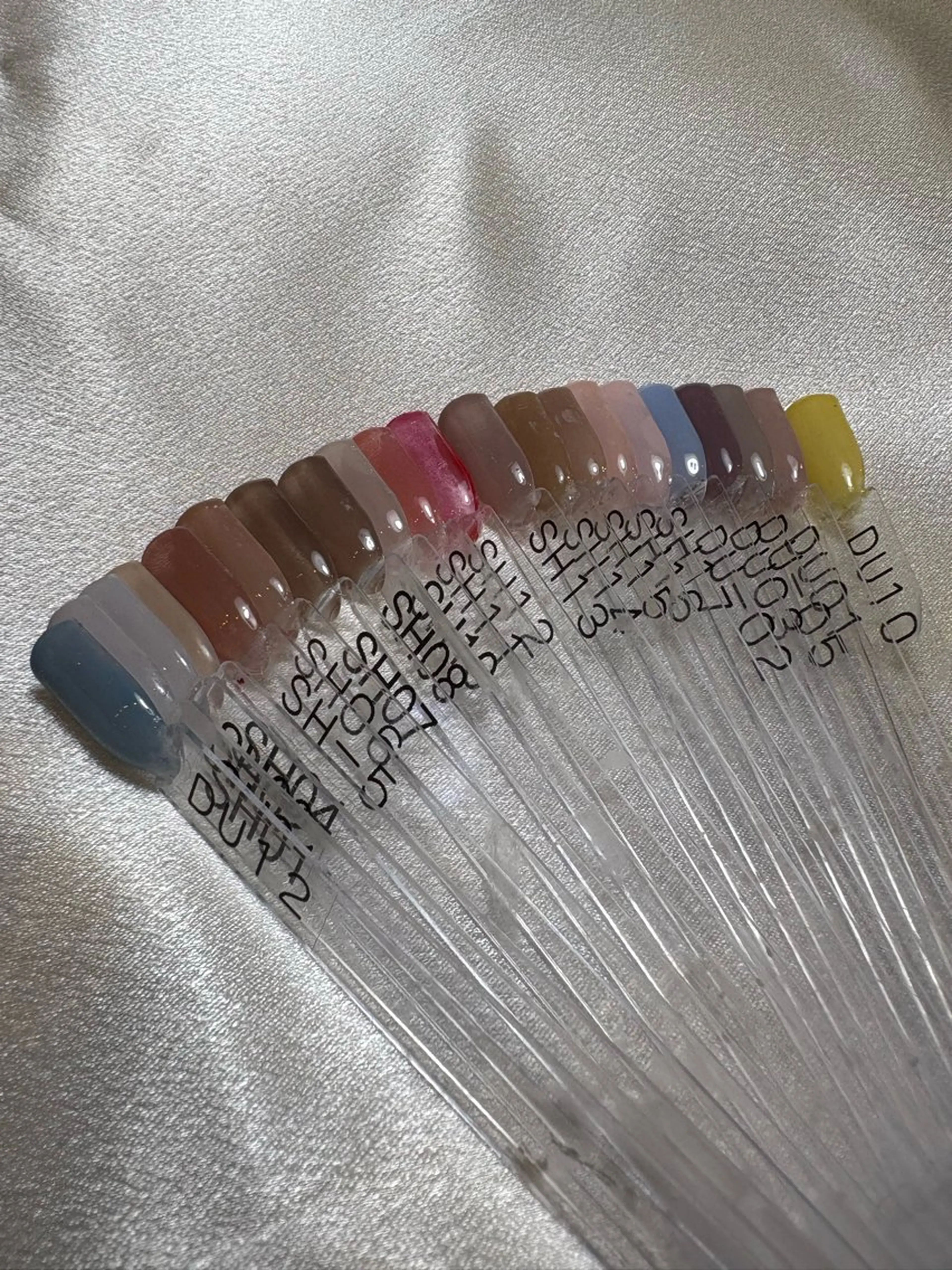 ネイル ハンドネイル ブリリアントネイル所属・三橋 ももかのネイルデザイン