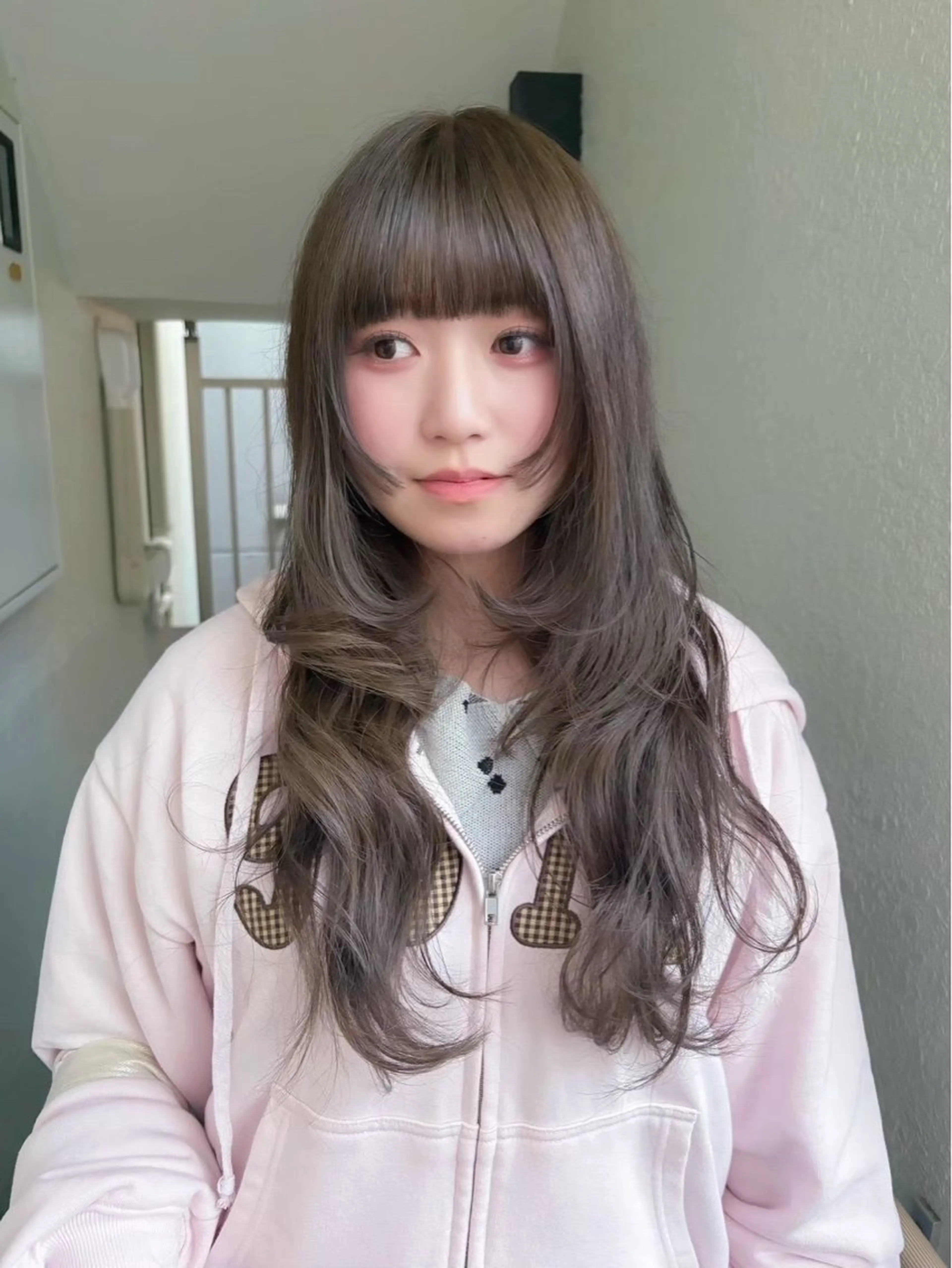 ロング カット ヘアカラー トリートメント レイヤーカット ✨️奥田良太✨️のヘアスタイル