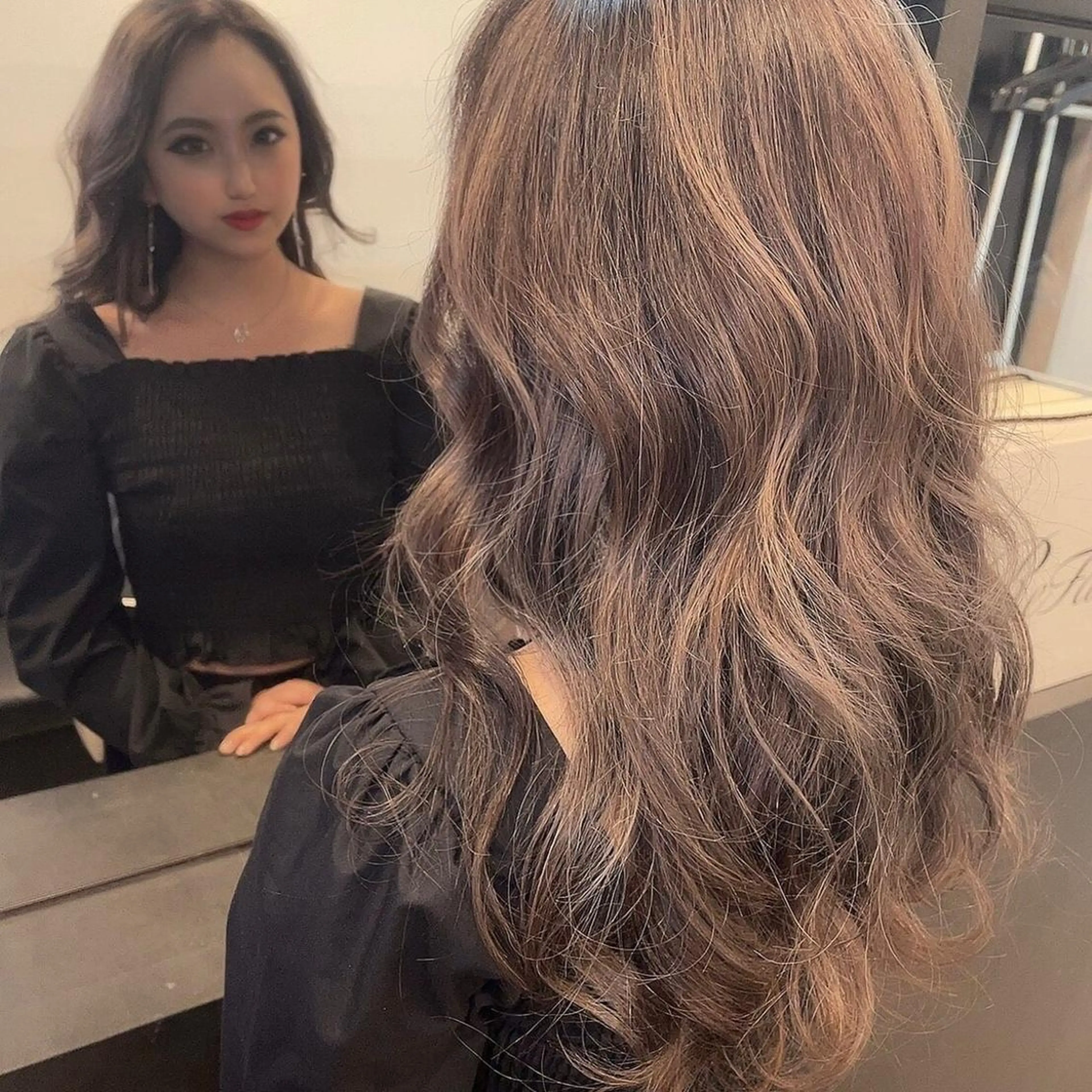 ロング カラー シールエクステ特化 ハイトーン、NANAのヘアスタイル