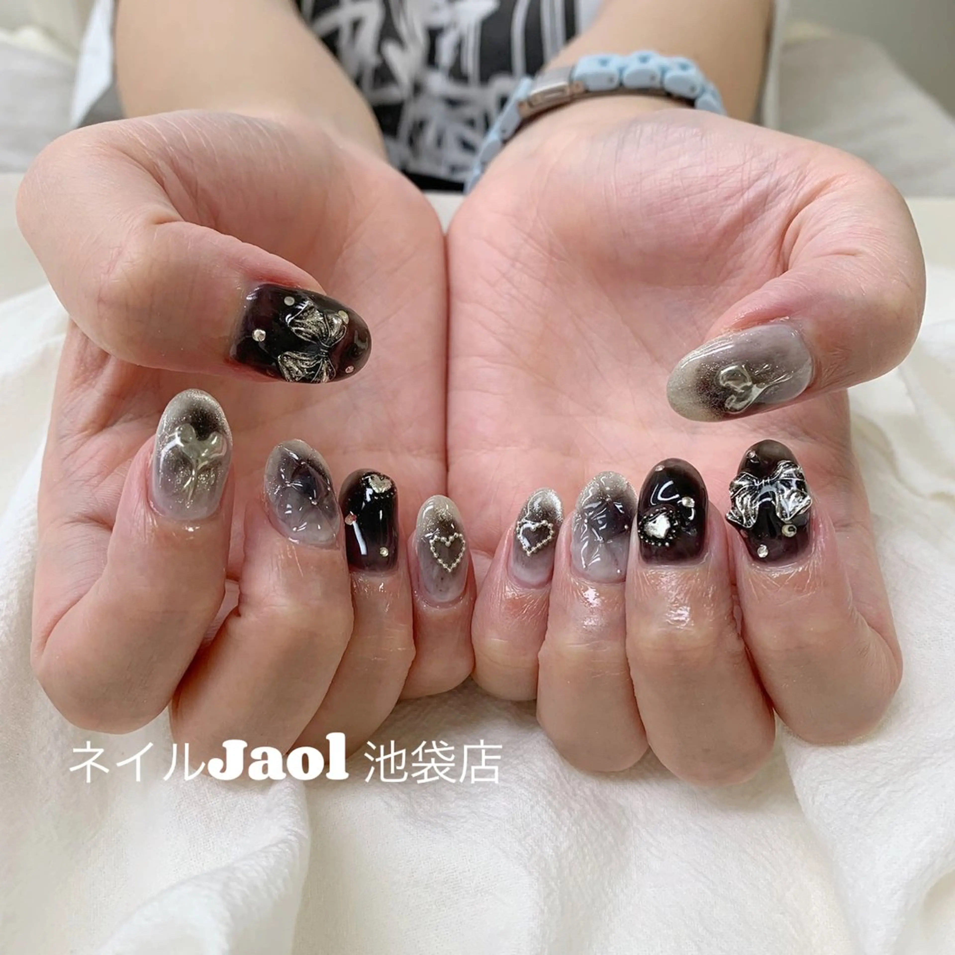 ミディアム ハンドネイル nail jaol池袋店所属・ネイルJaol 池袋のネイルデザイン