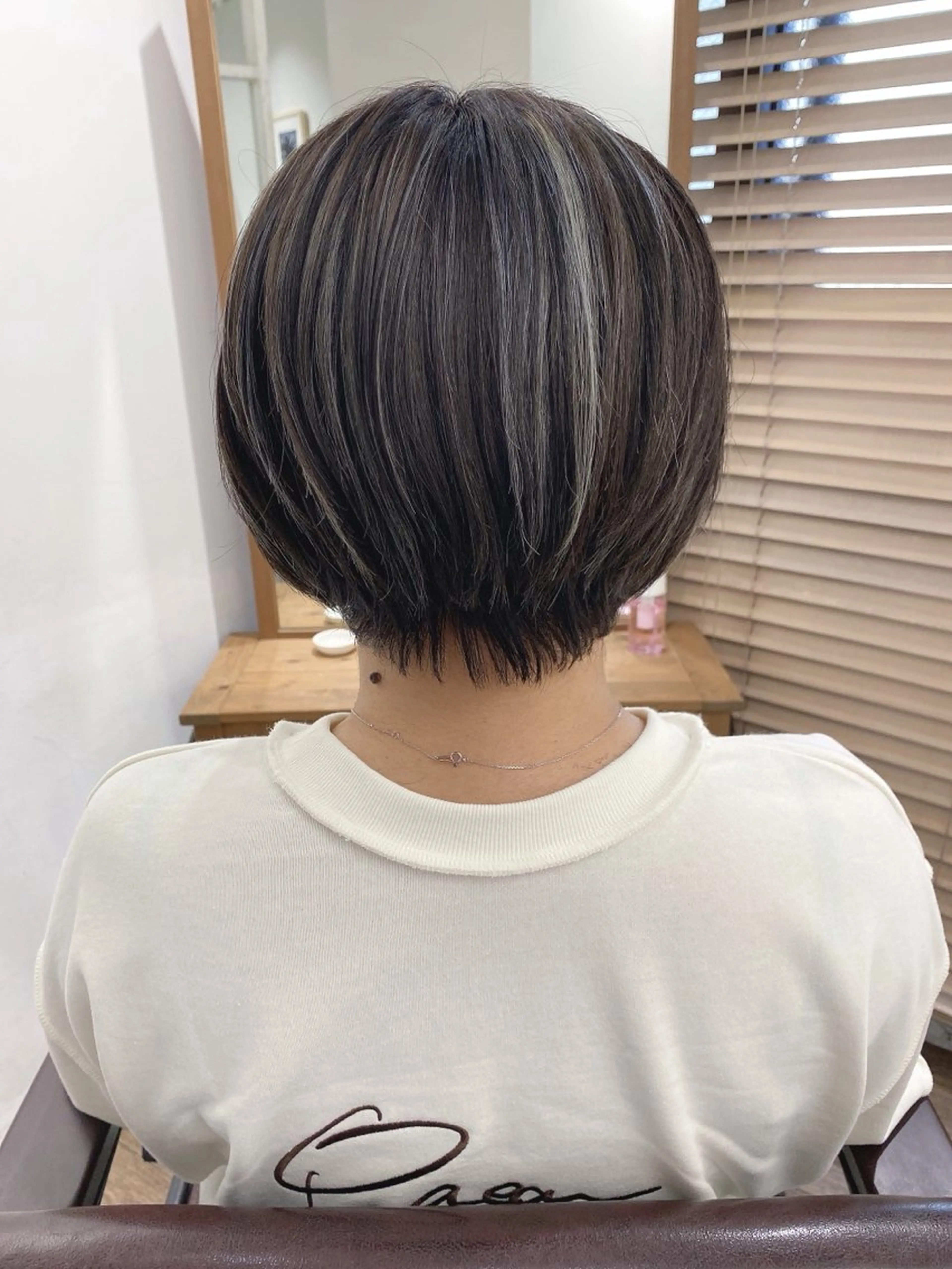 ショート カラー ヘアカラー トリートメント ハイライト⭐️上野 高広のヘアスタイル
