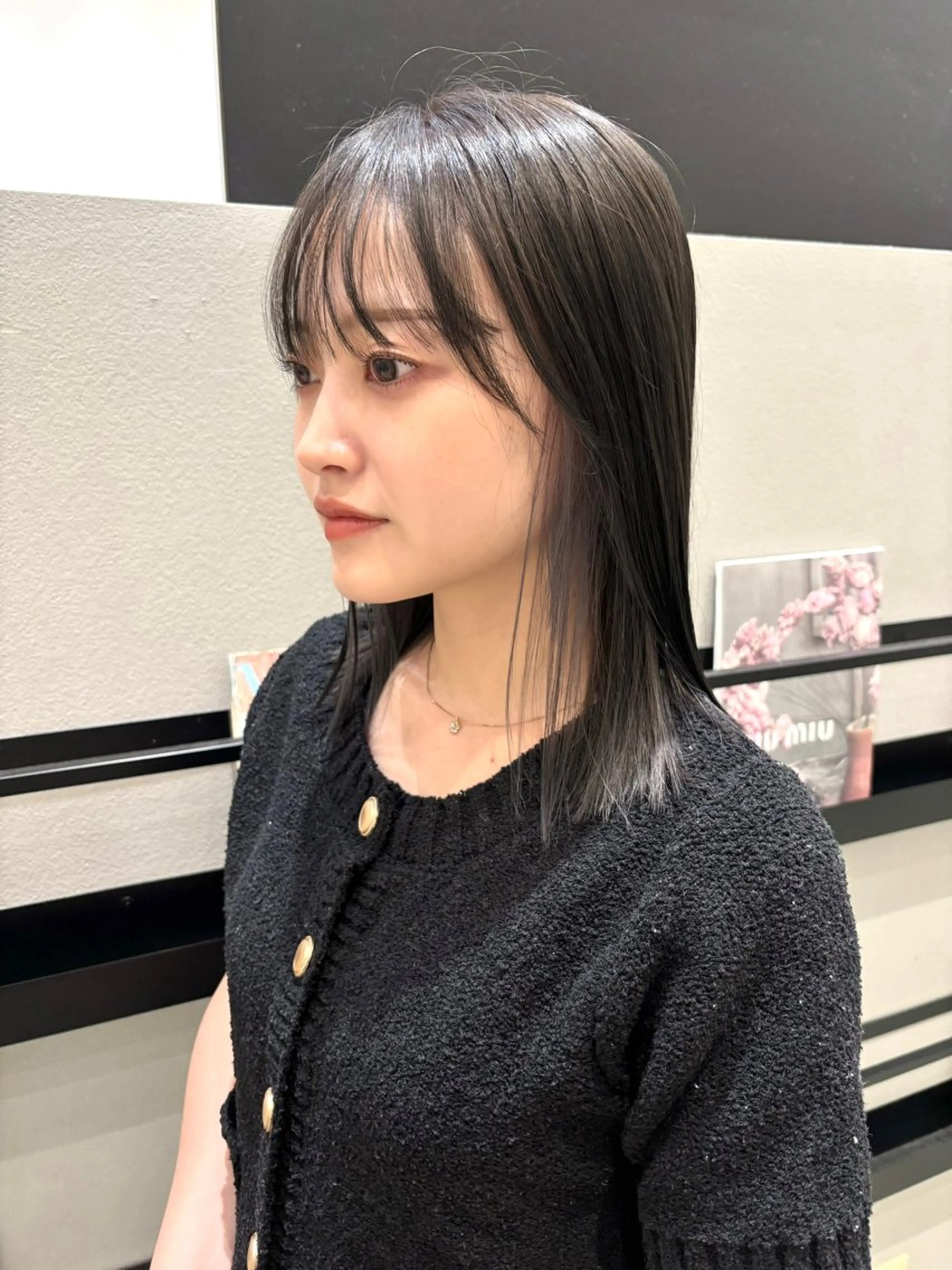 ミディアム カラー グレージュ カット ヘアカラー 透明感カラー/ レイヤーkotonoのヘアスタイル