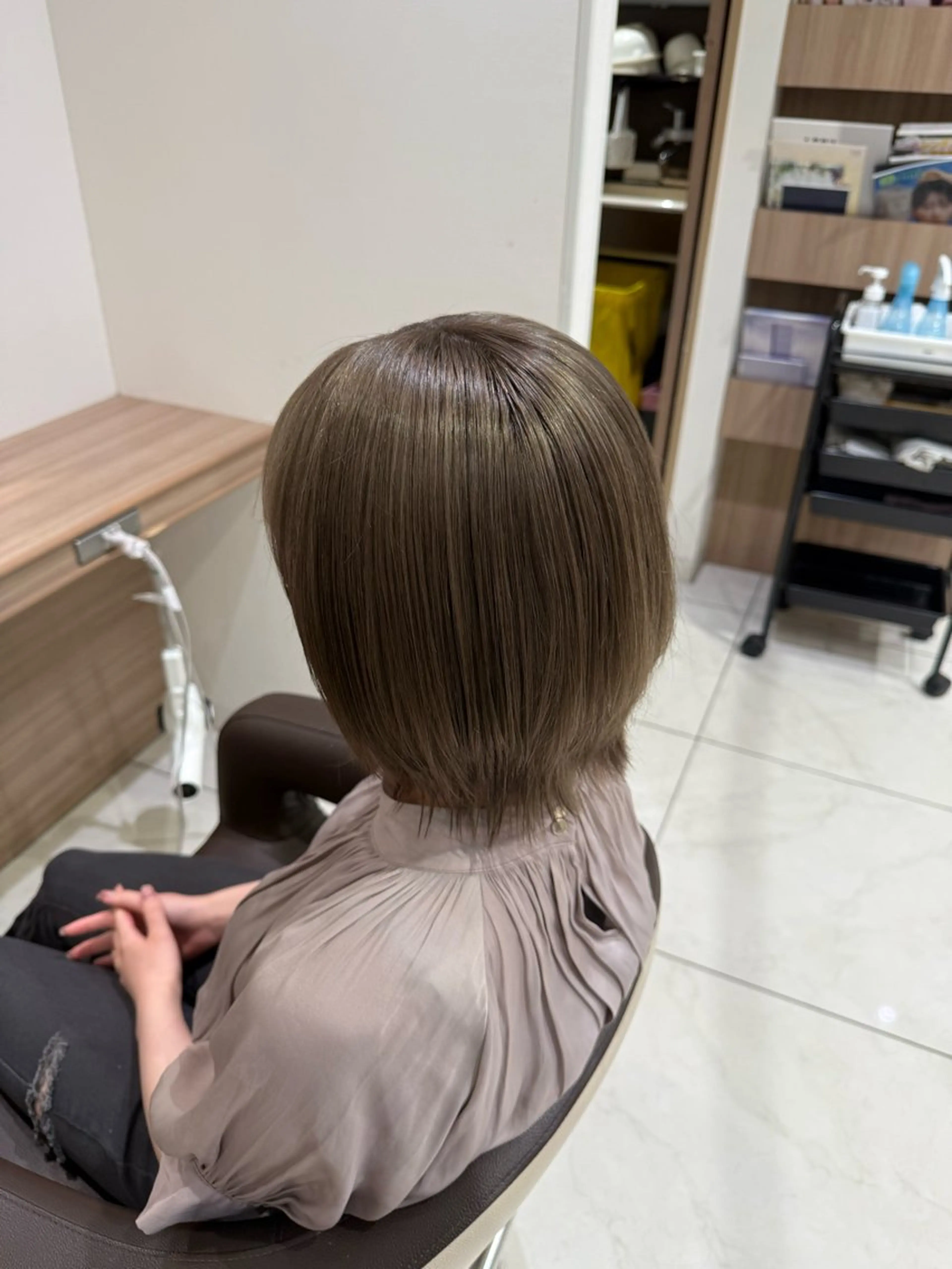 ショート アッシュ アッシュグレー ヘアカラー 玉村 愛李 【ash 津田沼店】のヘアスタイル