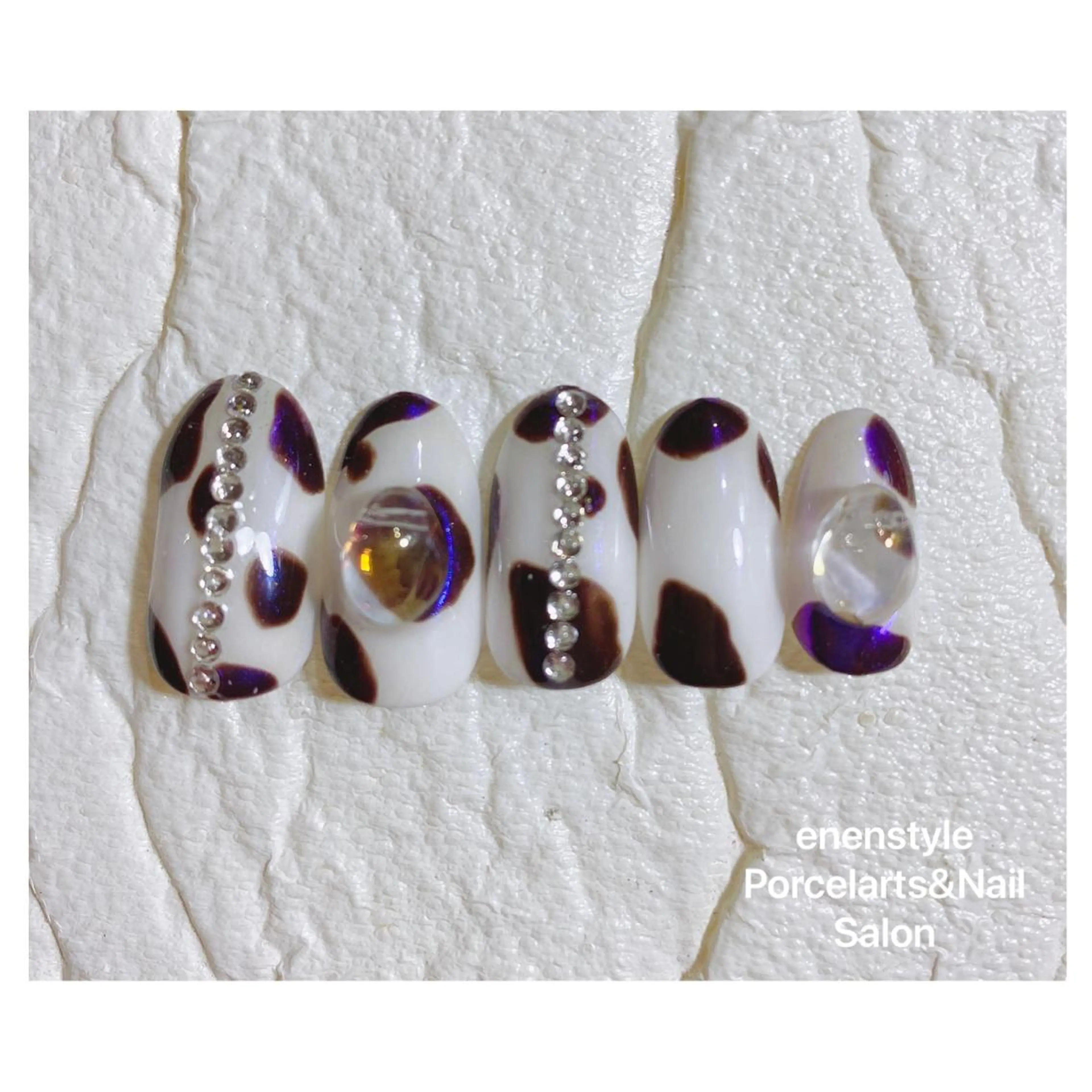 ミディアム ネイル 👑enen style👑のネイルデザイン