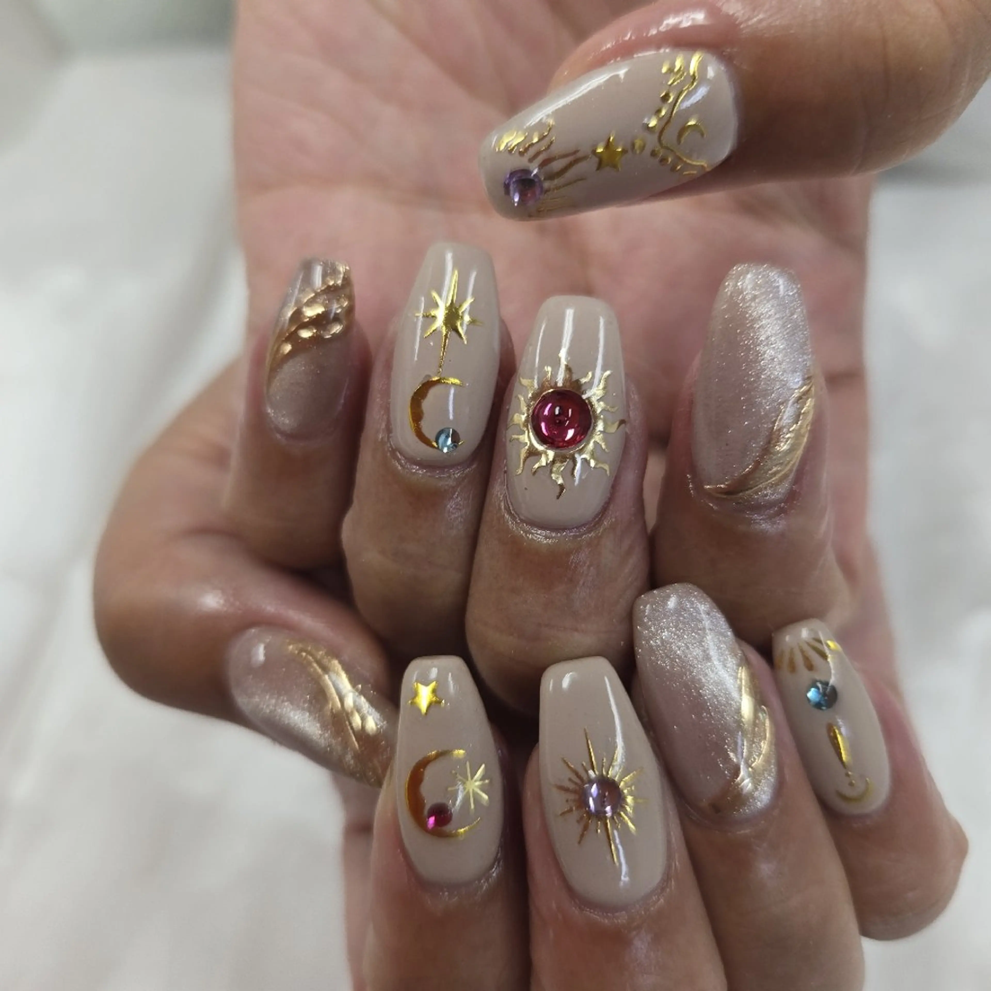 ネイル アートネイル オーロラネイル チークネイル ジェルネイル グラデーション ハンドネイル 河野ちえ (雑誌掲載サロン)のネイルデザイン