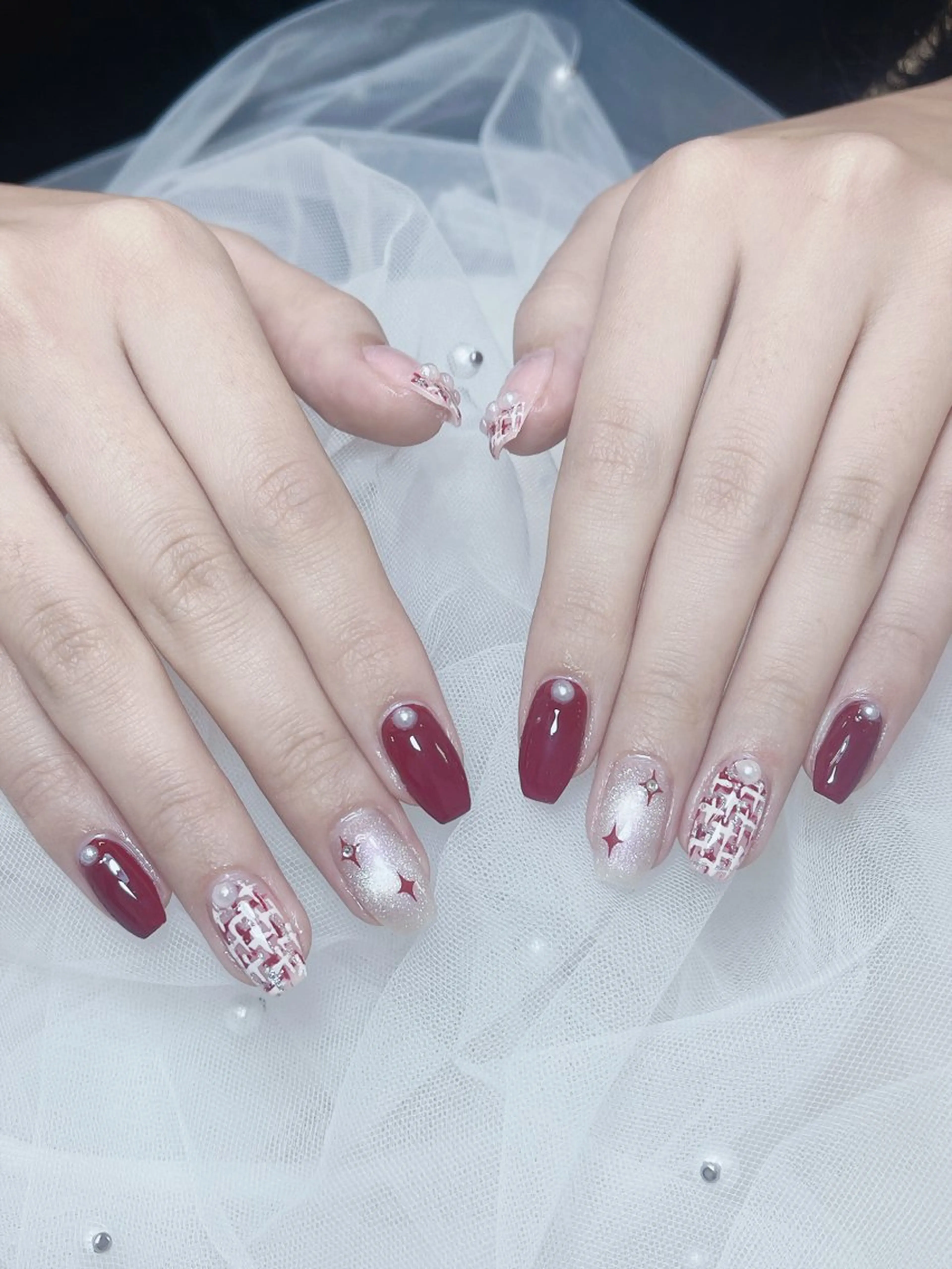 ネイル チークネイル 成人式 フレンチネイル グラデーション 氷ネイル・うるうるネイル ハンドネイル DUO   MI nail salonのネイルデザイン