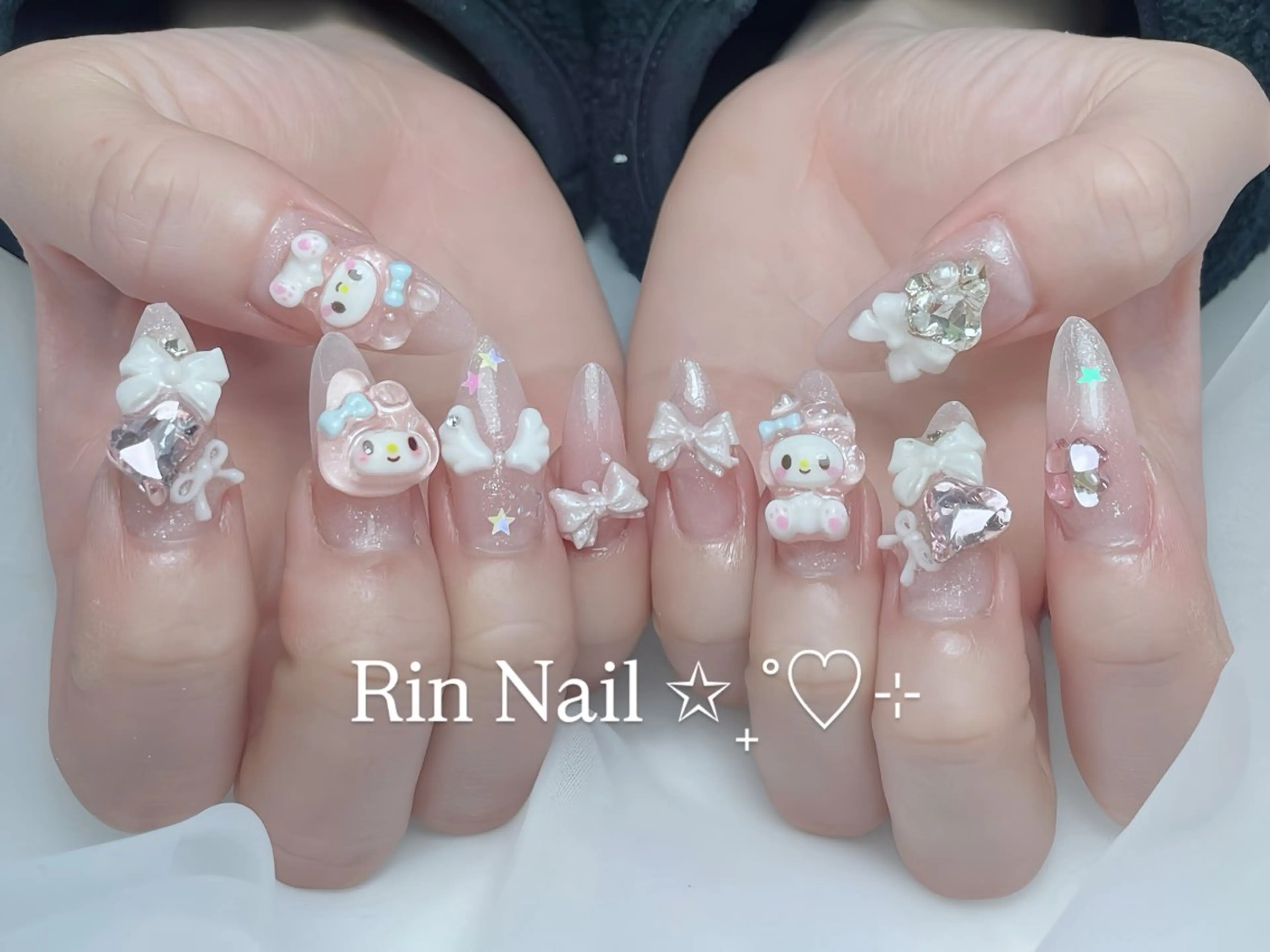 ネイル 成人式 ロングネイル ネイルチップ ハンドネイル Rin Nail 新大久保店のネイルデザイン