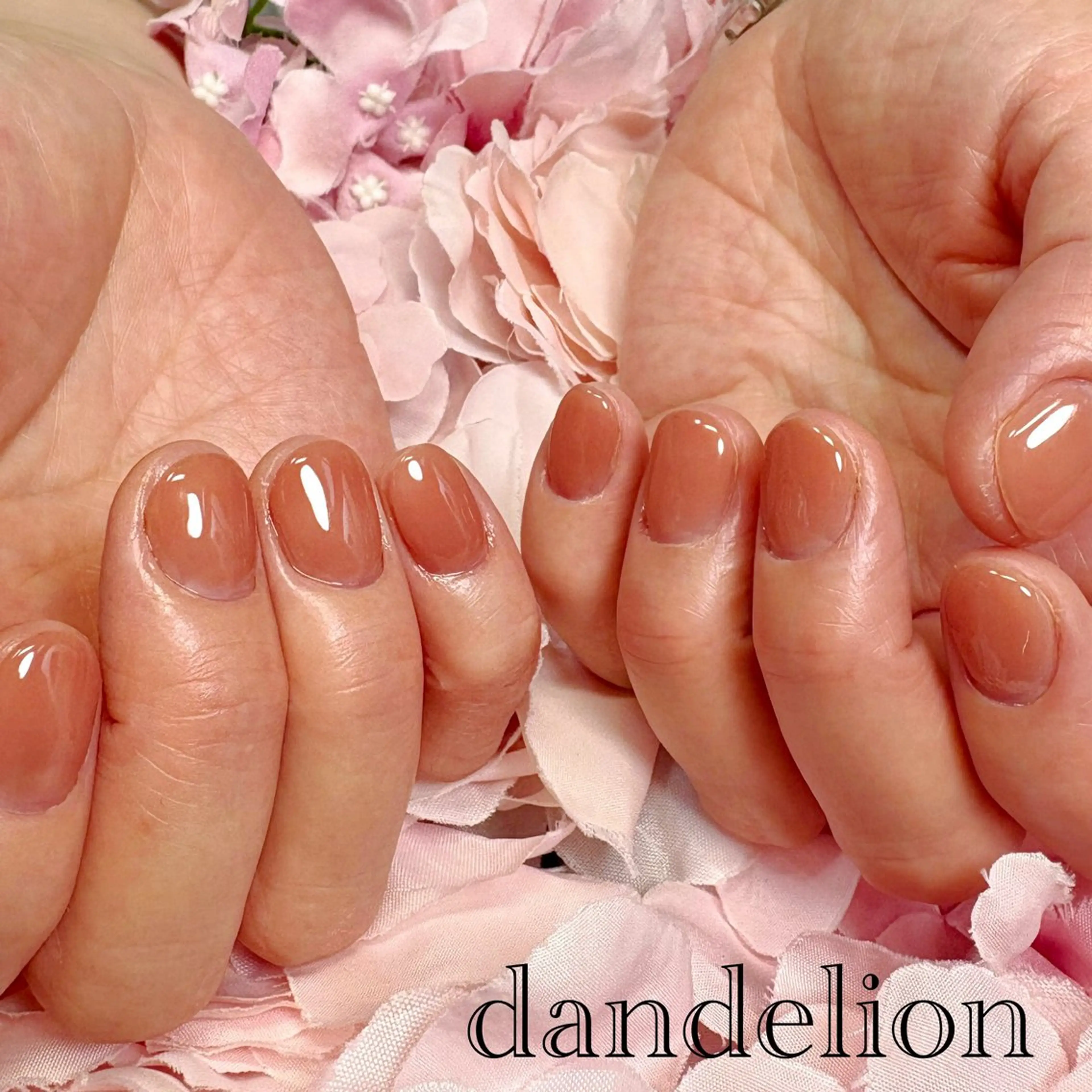 ネイル ハンドネイル ハンドケア dandelion ダンデライオンのネイルデザイン