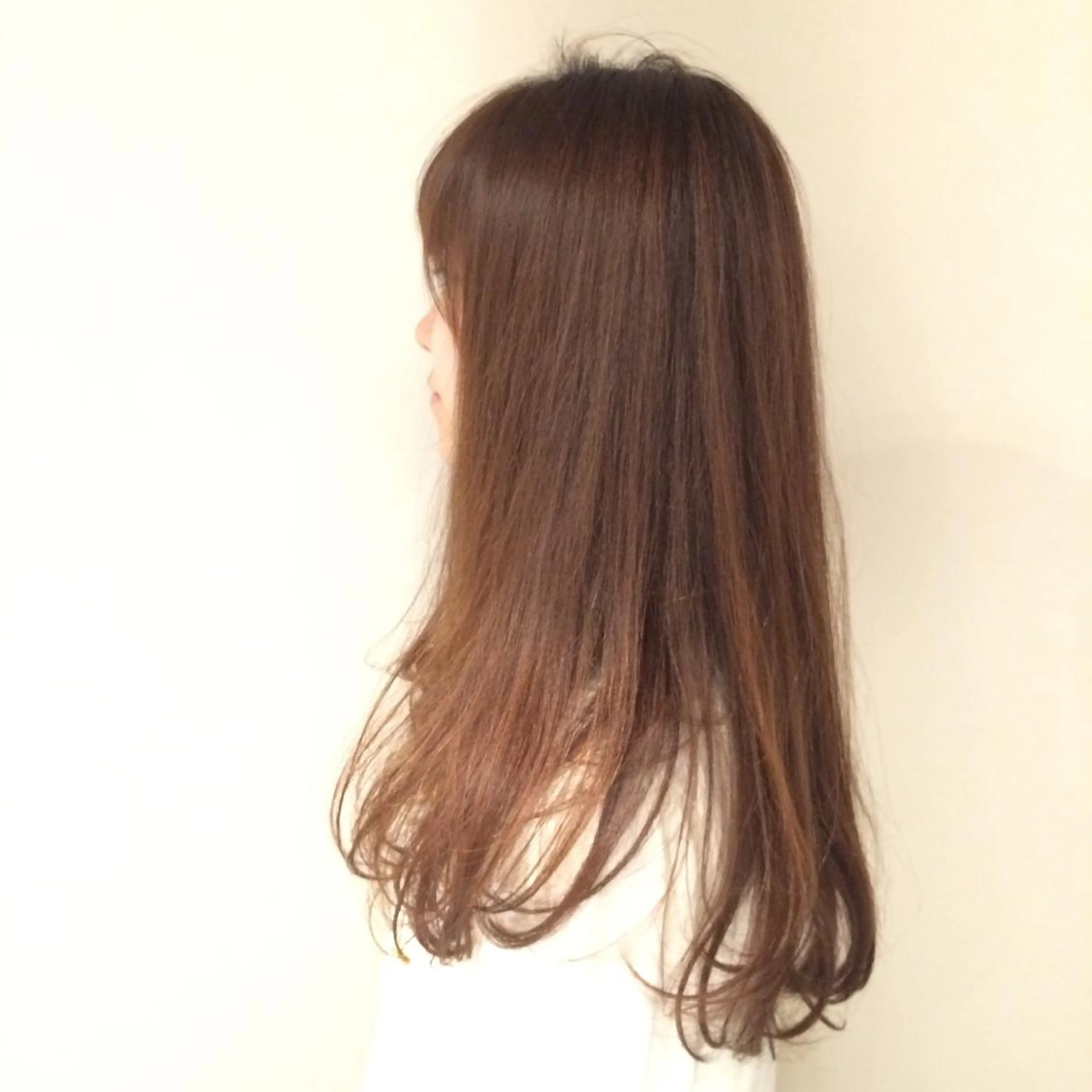 ロング カラー 伊藤 さやかのヘアスタイル