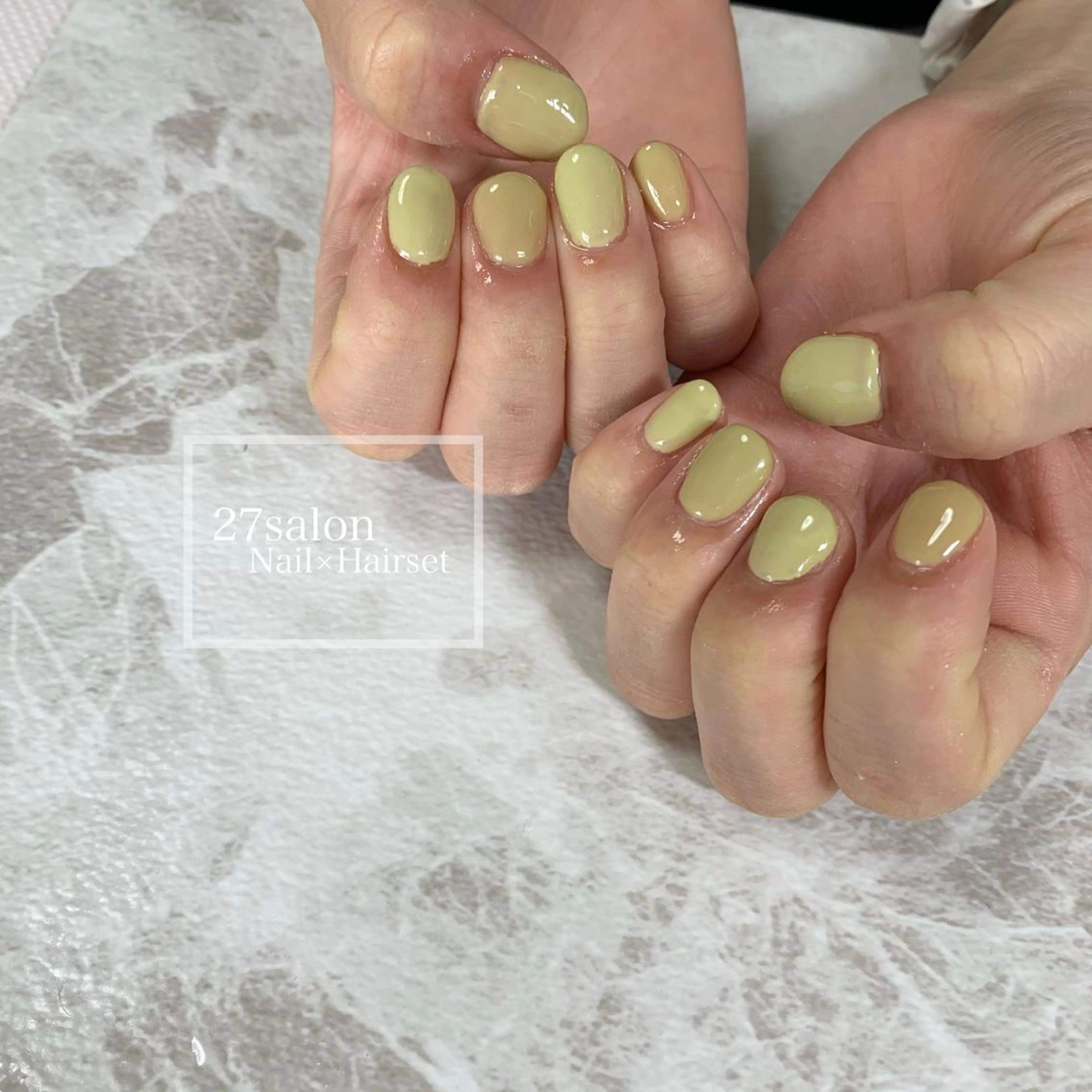 ネイル ワンカラーネイル ピスタチオネイル 27salon yuinaのネイルデザイン