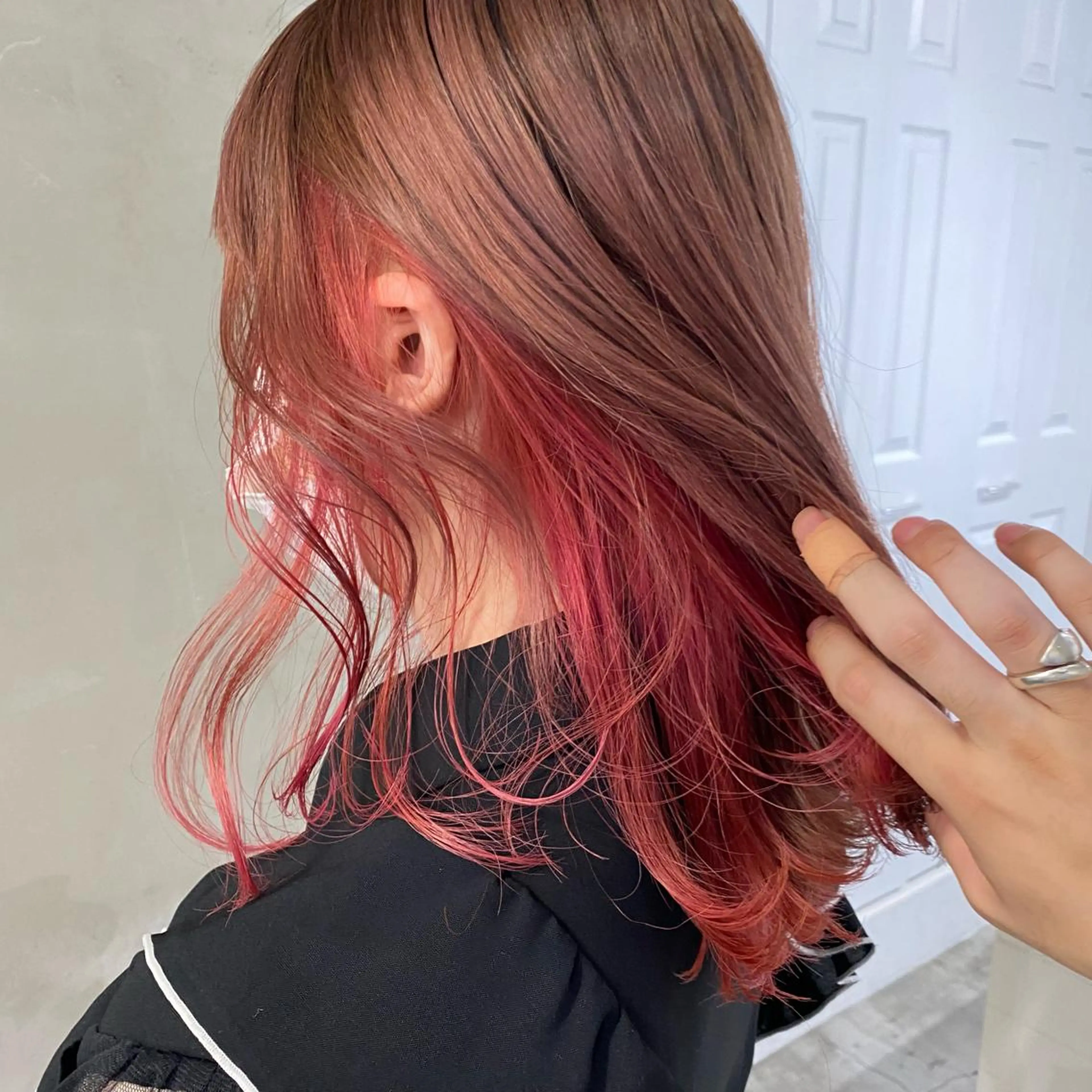 ミディアム kai .のヘアスタイル