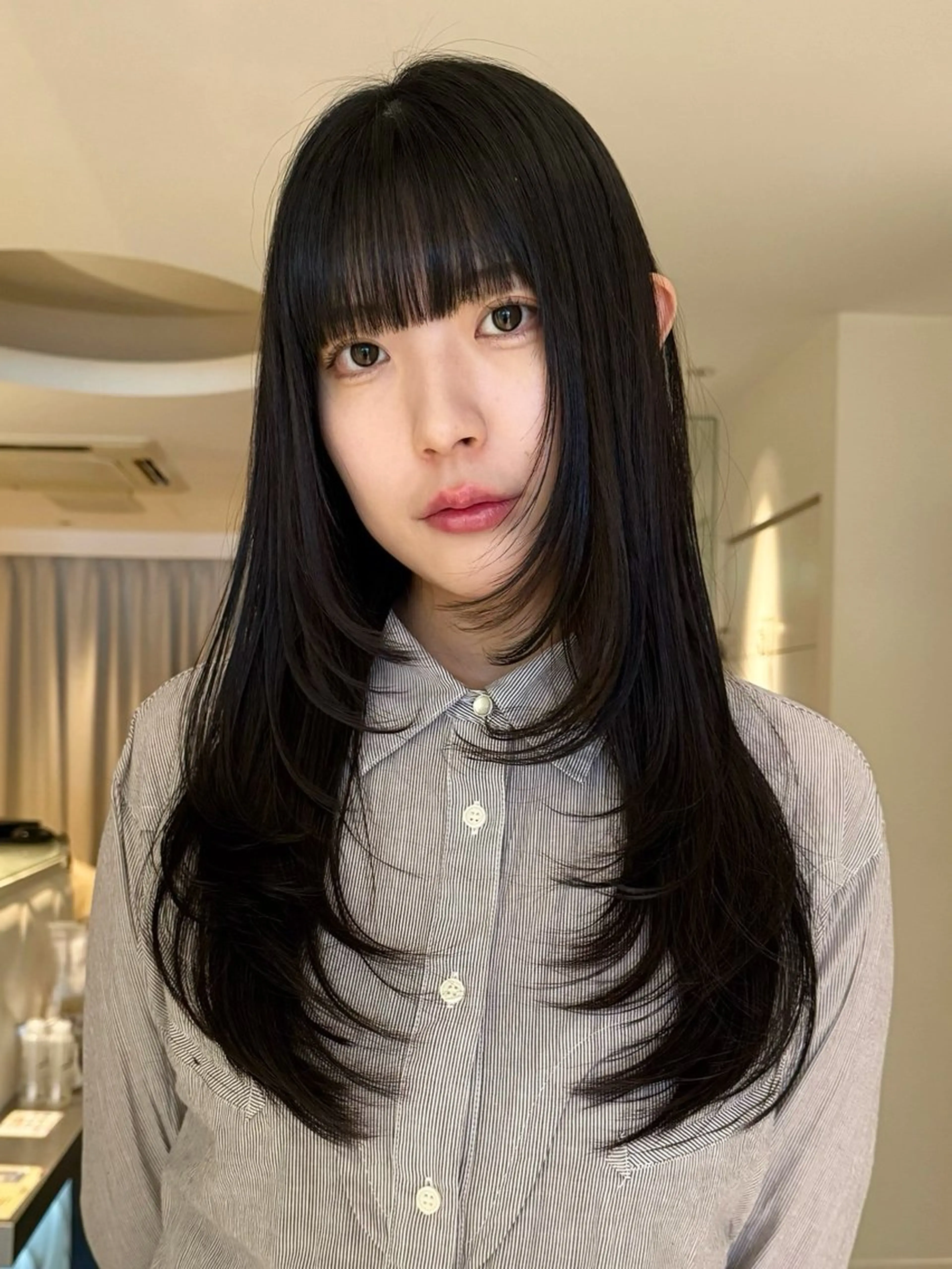 ロング モデル募集/カレン /レイヤーカットのヘアスタイル