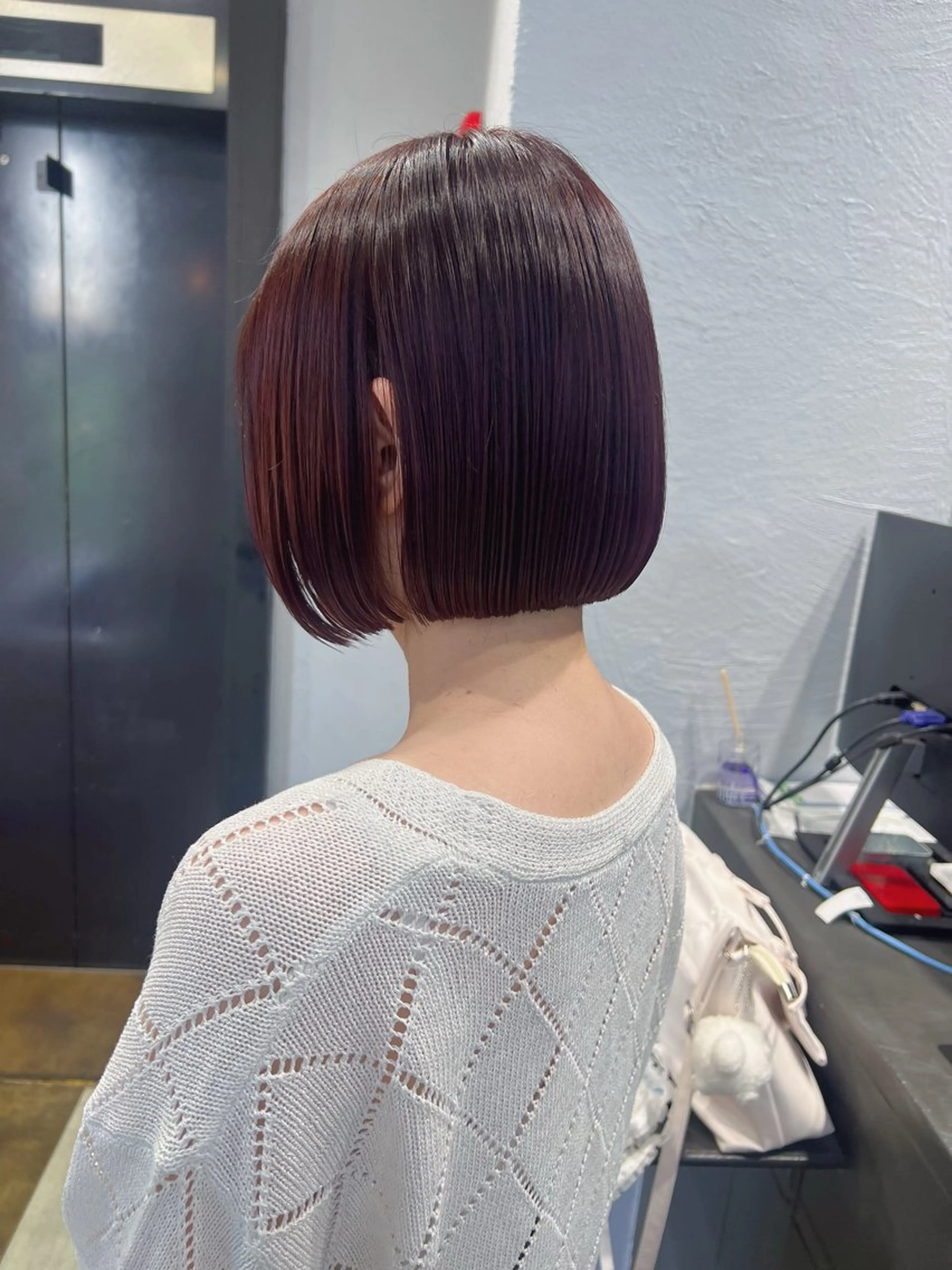 ショート カラー ベージュカラー ブリーチ ケアブリーチ ハイトーンカラー ミルクティーベージュ YUI ハイトーンカラーのヘアスタイル