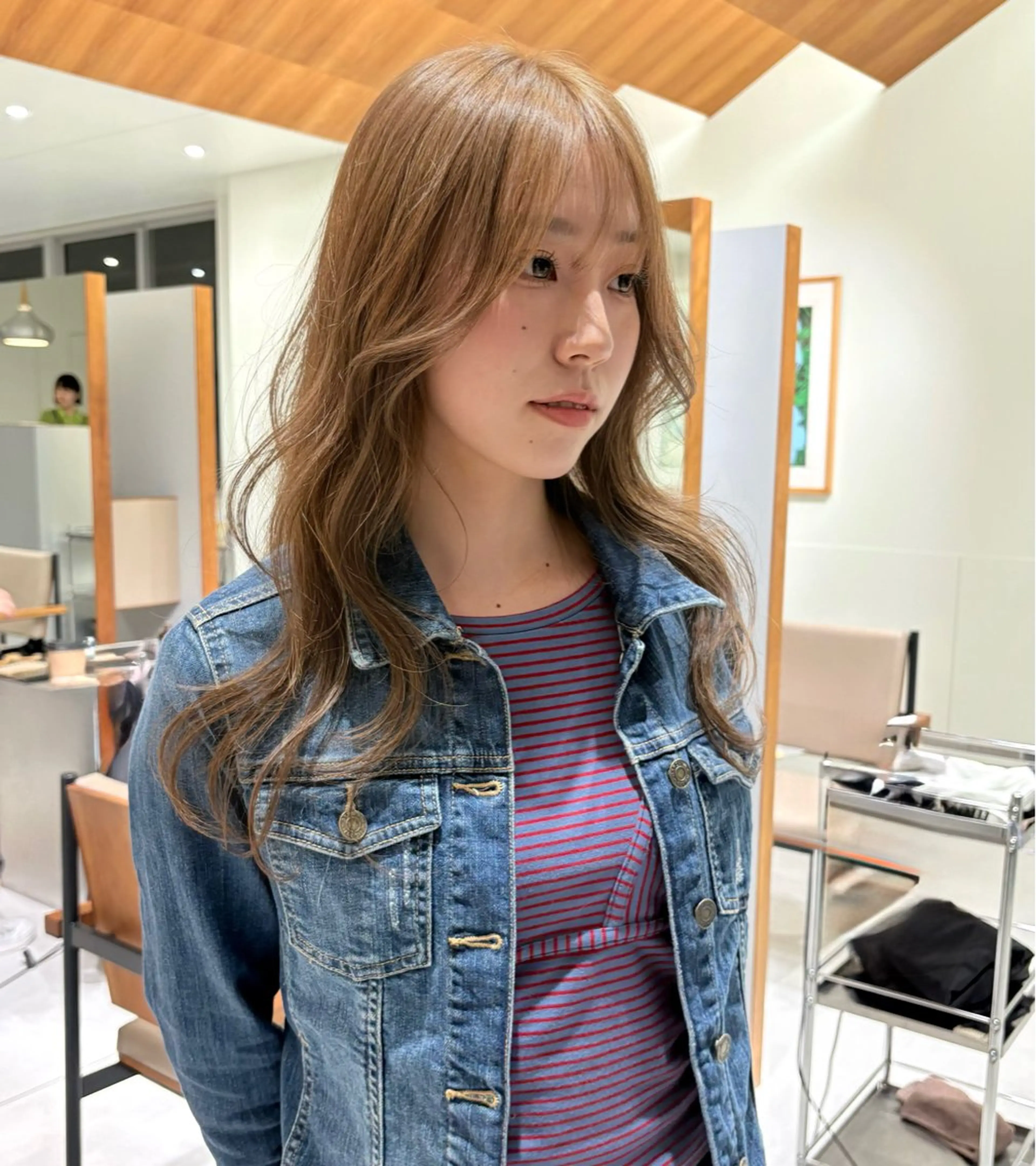 ロング カラー ヘアカラー レイヤーカット🐩 透明感カラー モカのヘアスタイル