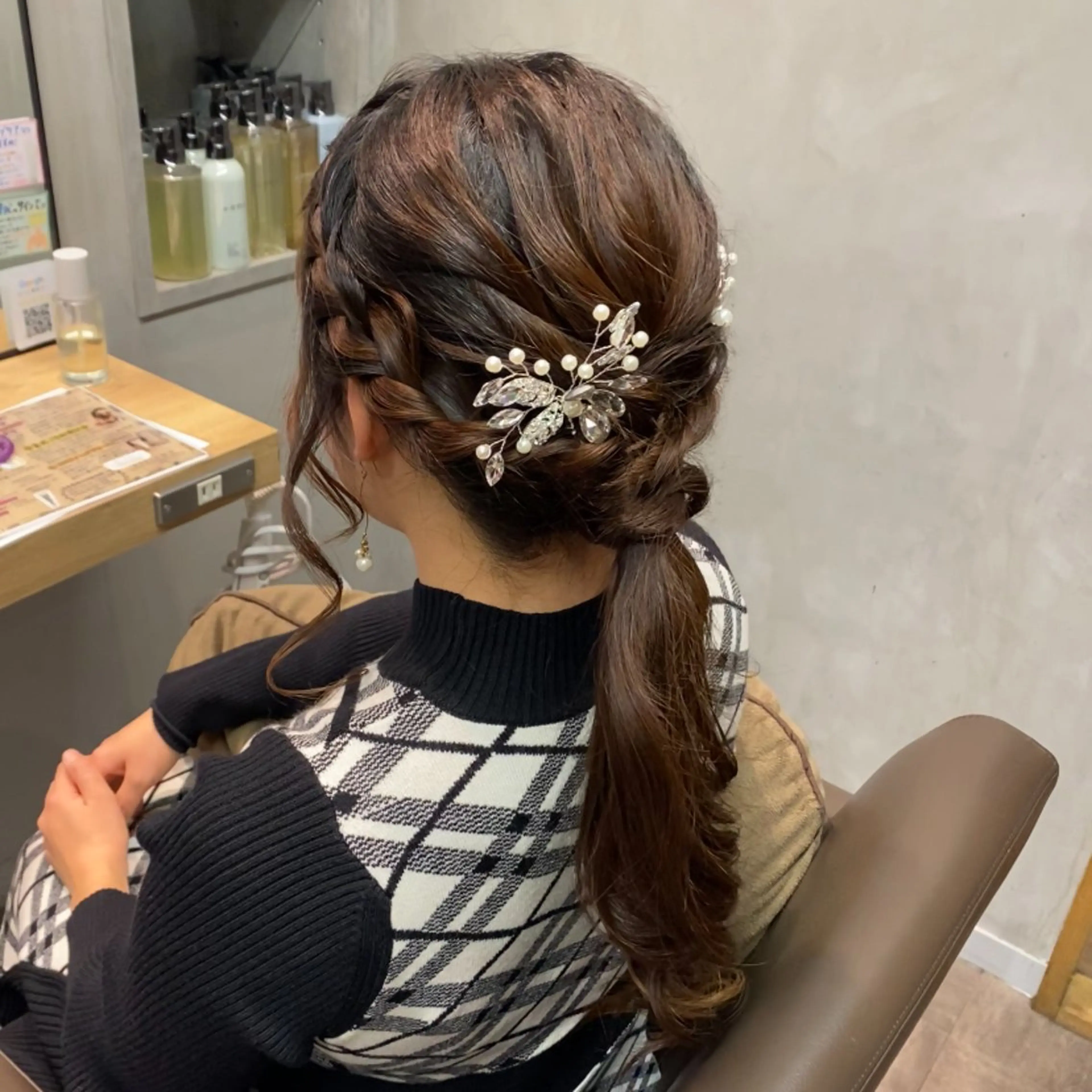 セミロング ヘアセット 艶暖色カラー🍒 縮毛矯正ほののヘアスタイル