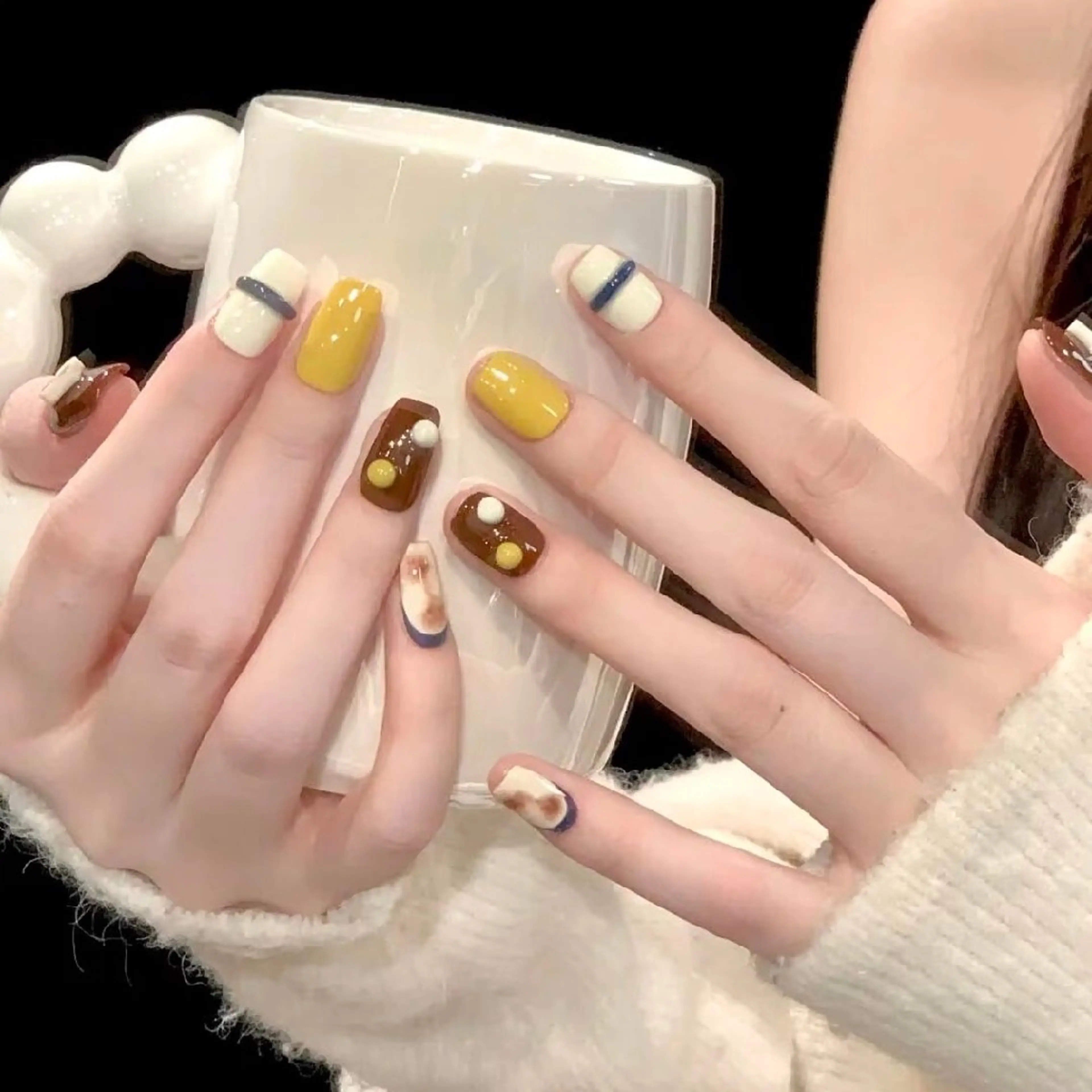 ネイル ハンドネイル ハンドケア Hana Bloom Nail💗YUIのネイルデザイン