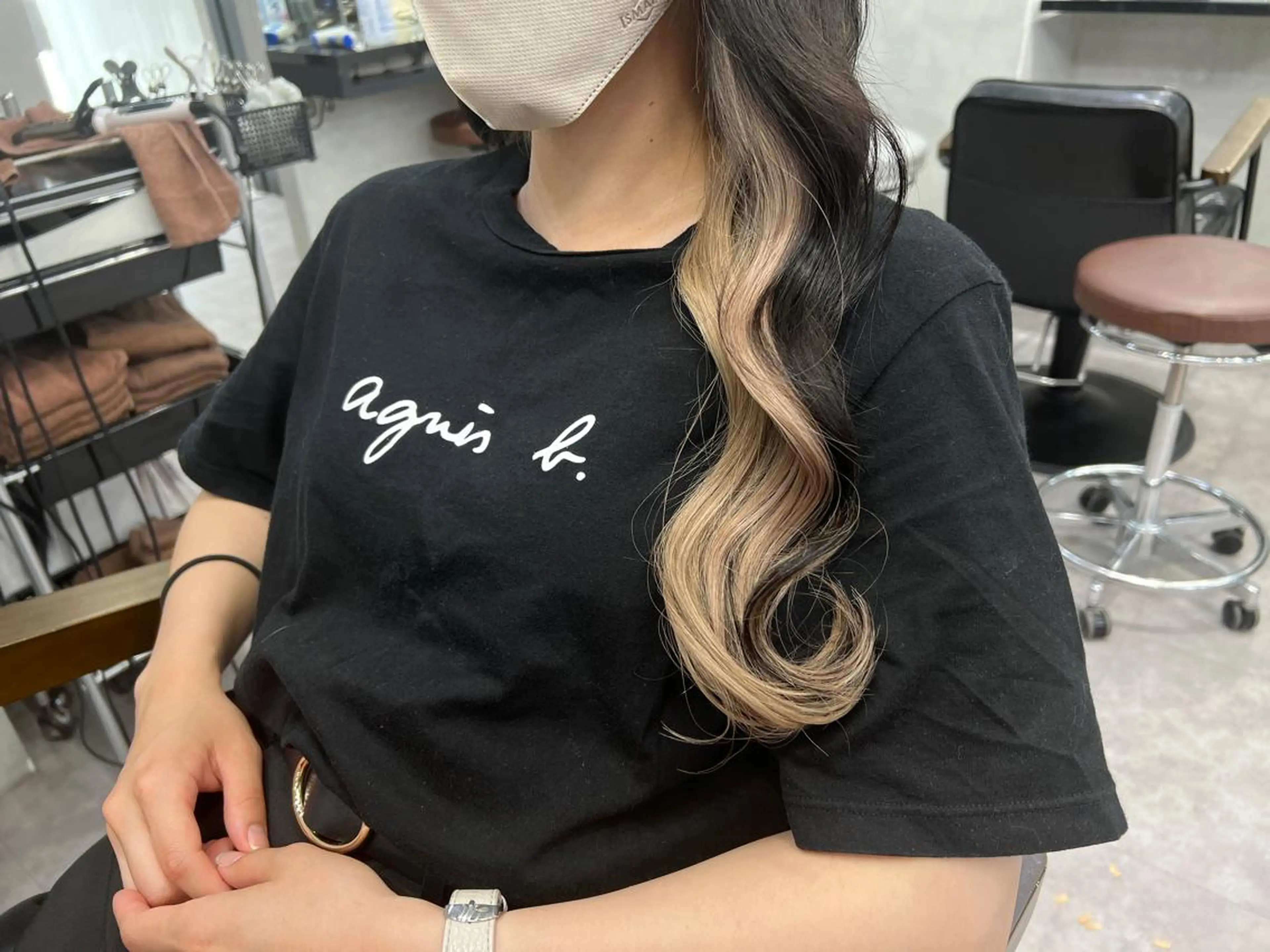 ロング カラー ヘアアレンジ シールエクステ アッシュ バレイヤージュ ベージュカラー ブリーチ エクステ ar+ ❤︎ maiのヘアスタイル