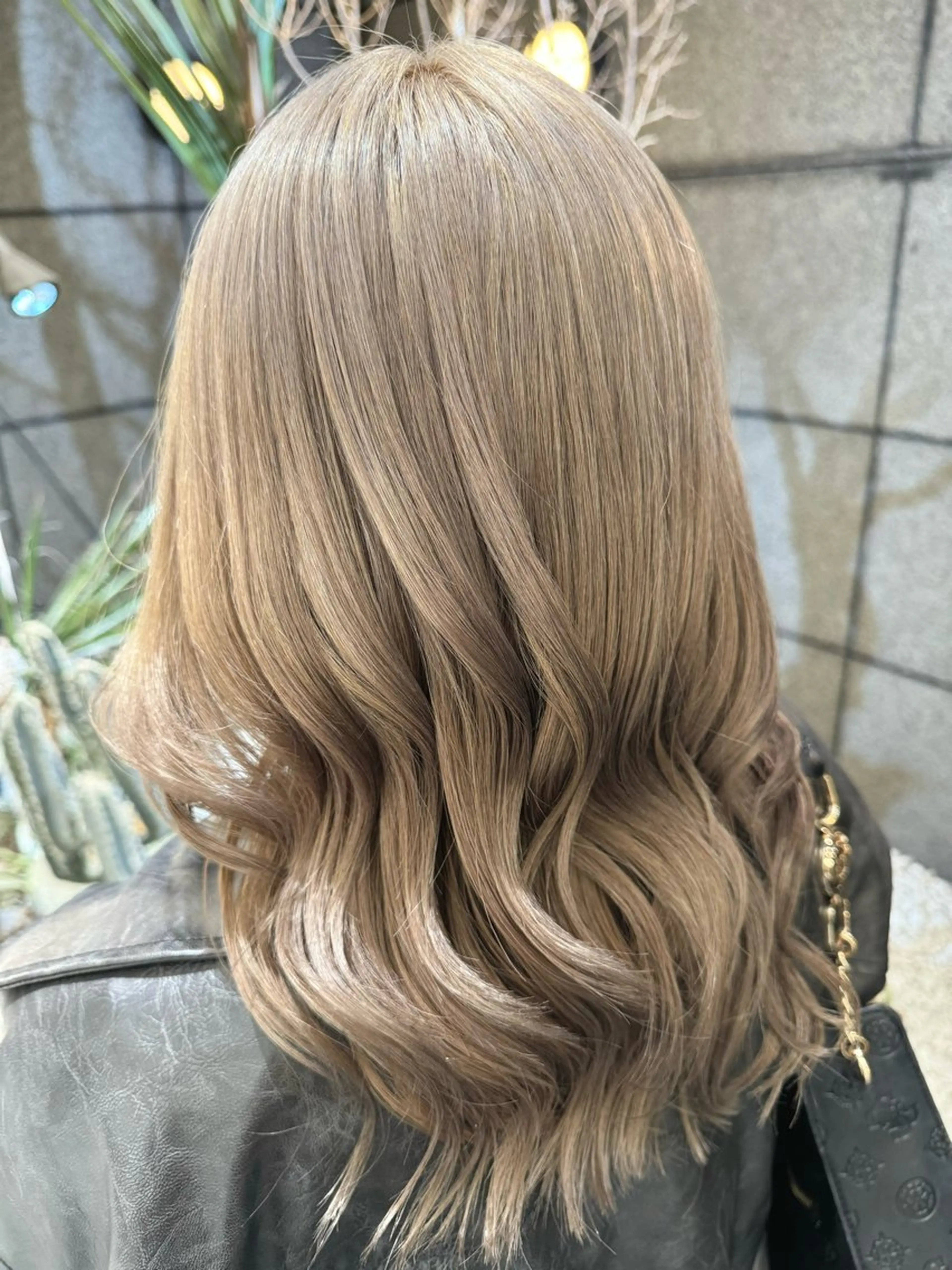 セミロング ヘアカラー 学生人気no.1 🦋ナツミのヘアスタイル