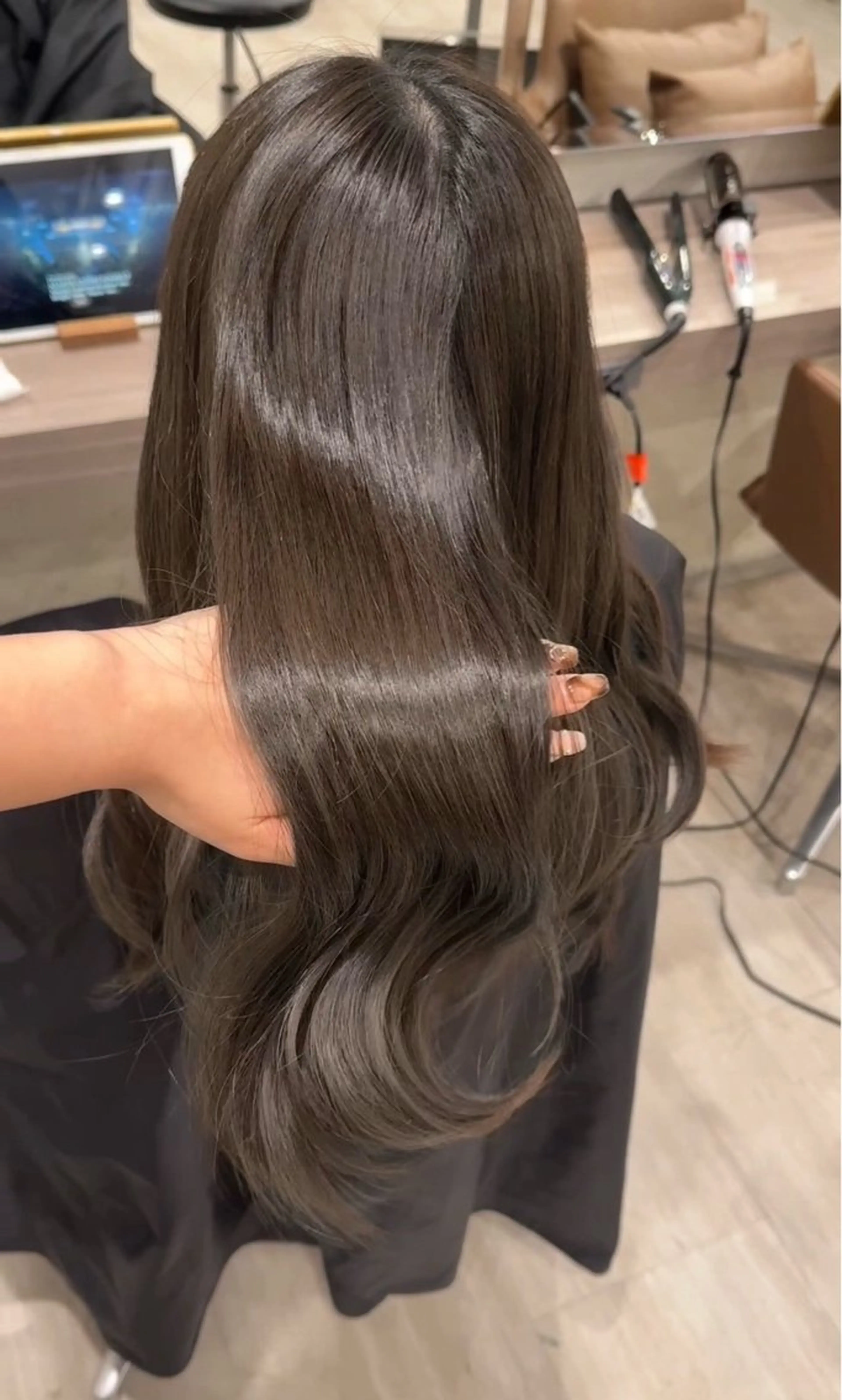 セミロング ヘアカラー トリートメント 髪質改善カラー/ 表参道/こはるのヘアスタイル