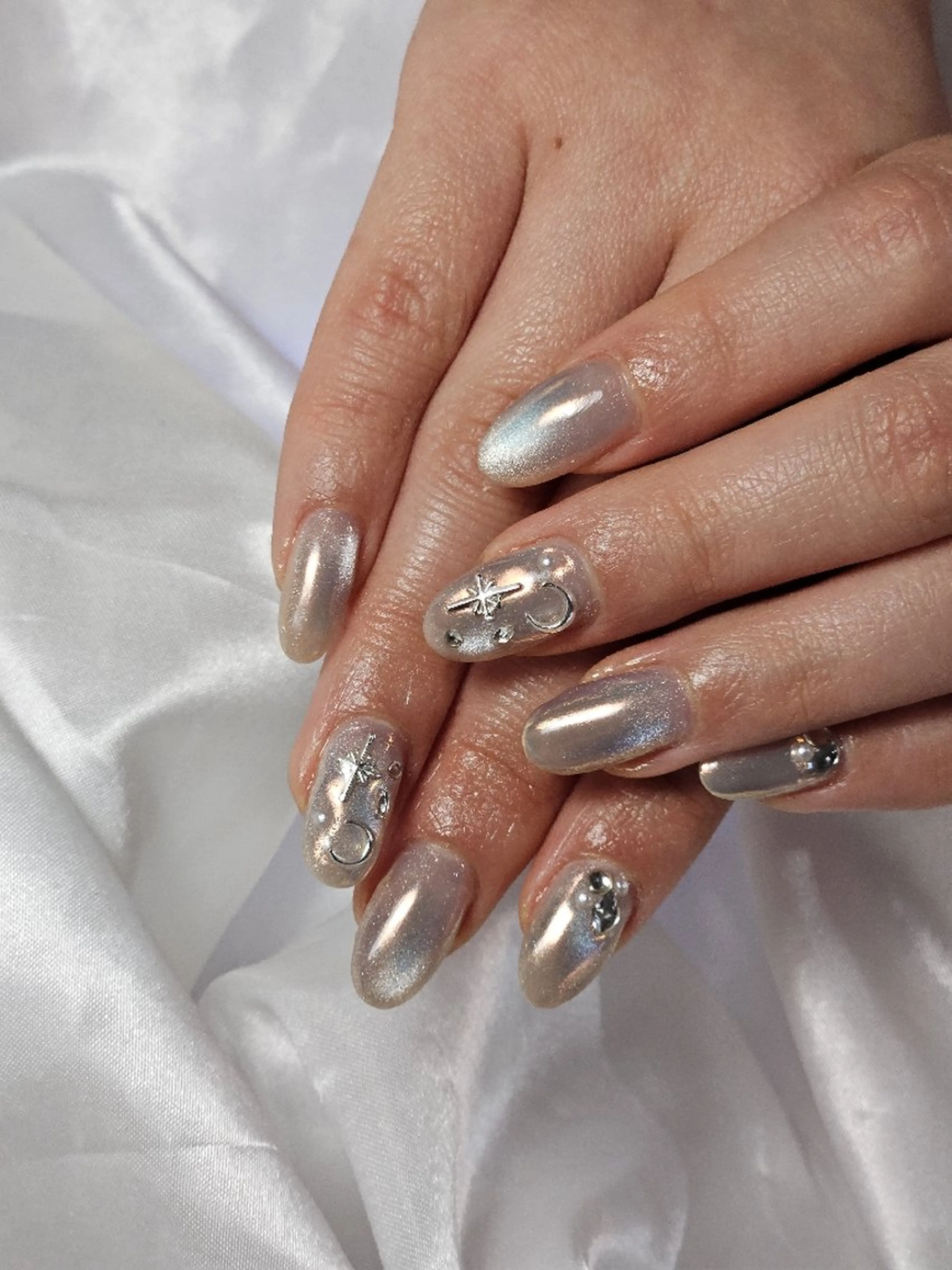 ネイル ハンドネイル Y. Reonaのネイルデザイン