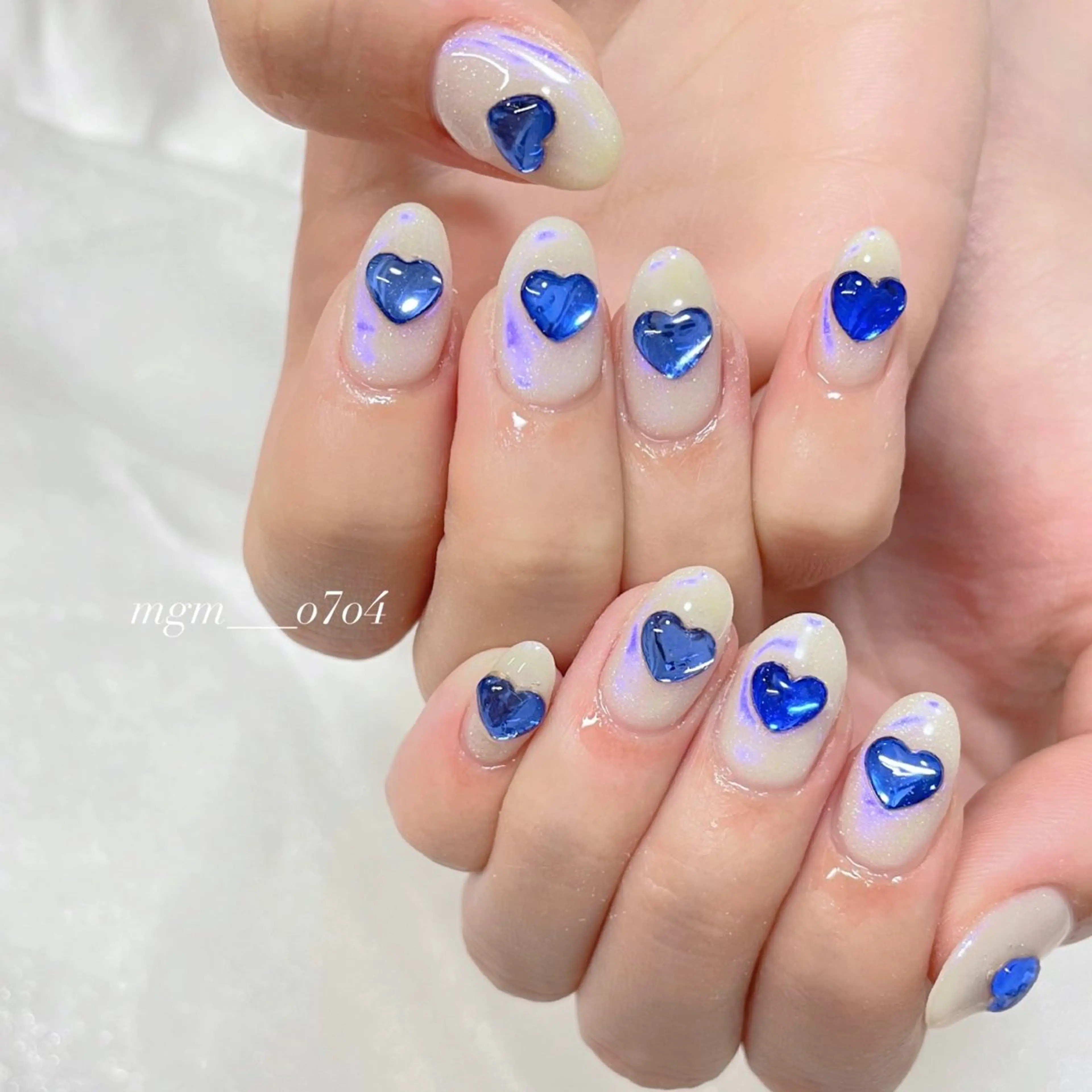 ネイル ハンドネイル ハンドケア MoON...❤︎ MeGuのネイルデザイン