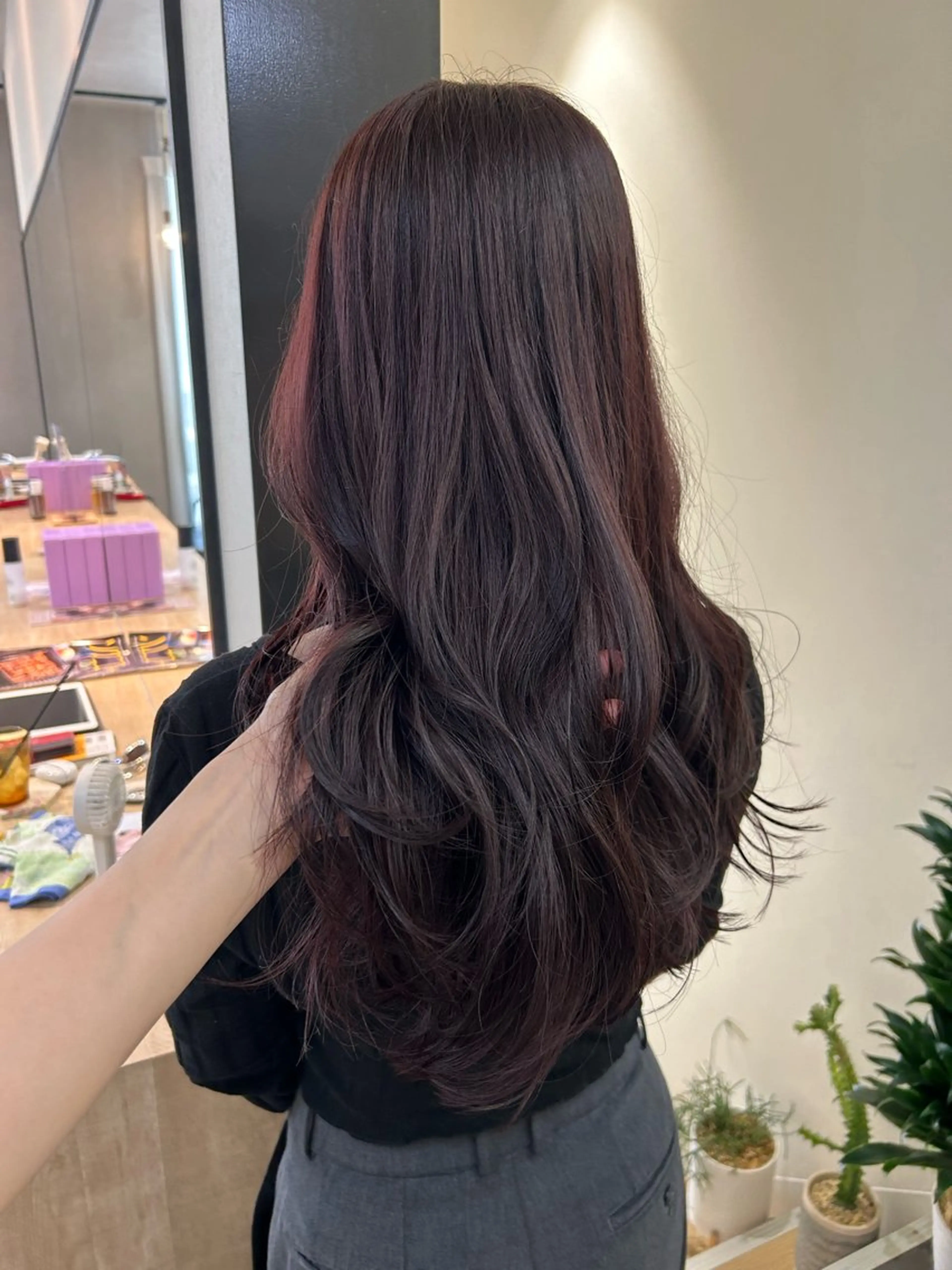 ロング カラー ブリーチ ブリーチなしカラー レッドカラー hub hair レイヤー/透明感のヘアスタイル