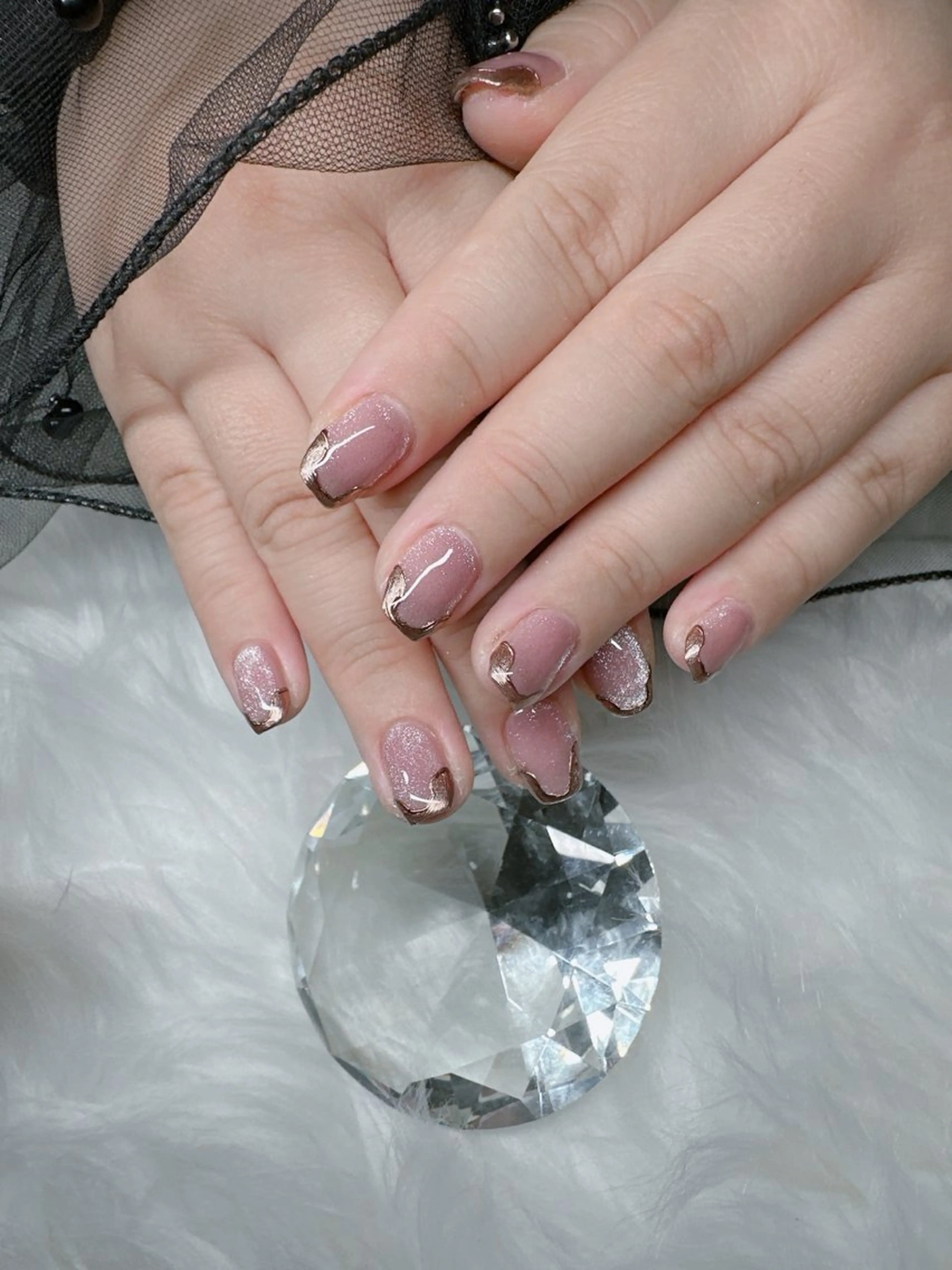 ネイル フレンチネイル マグネットネイル ミラーネイル 持ち込み nail salon OnRのネイルデザイン