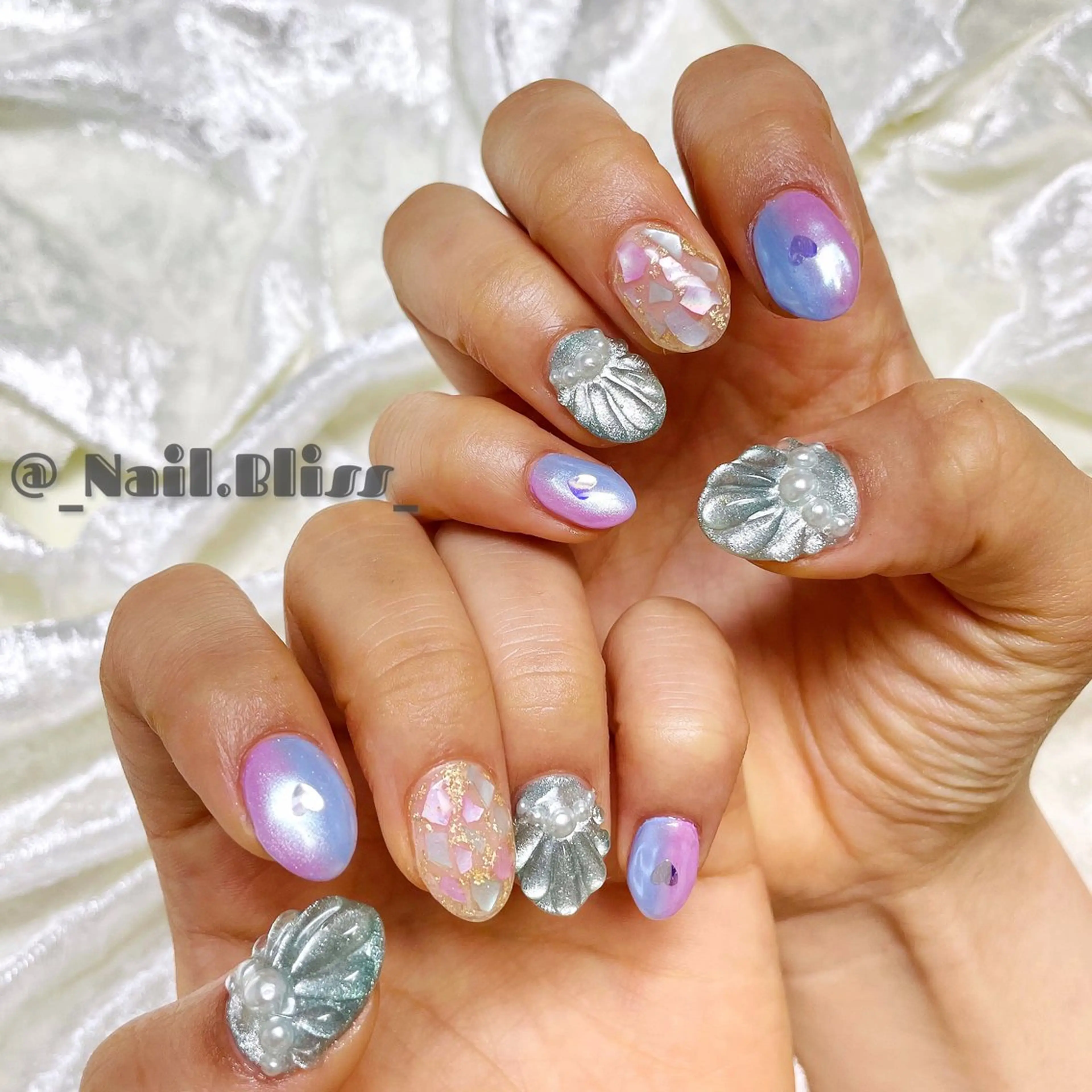 ネイル マグネットネイル ハンドネイル NAIL BLISSのネイルデザイン