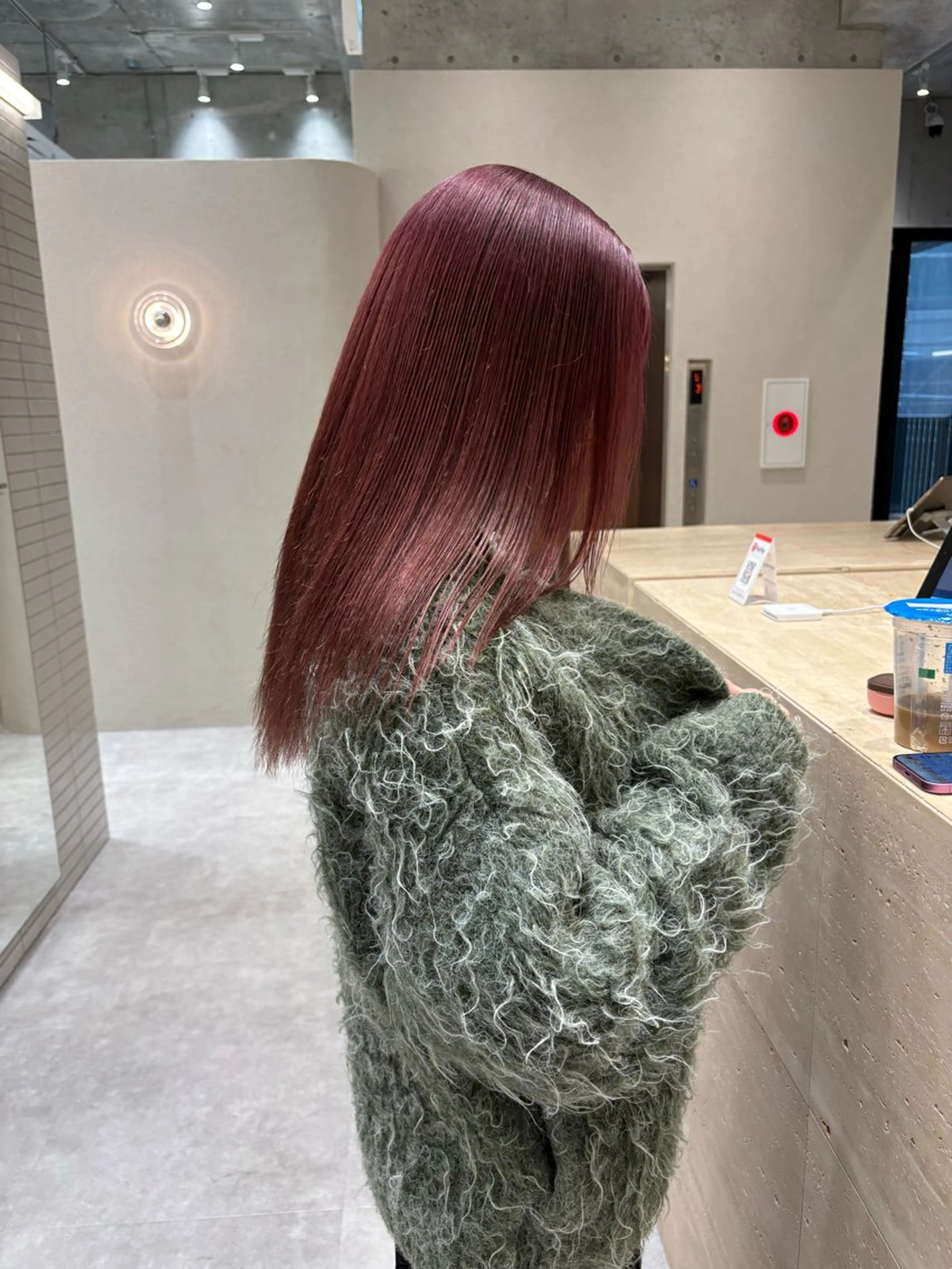 セミロング カラー カット ヘアカラー 吉武 茂暉のヘアスタイル