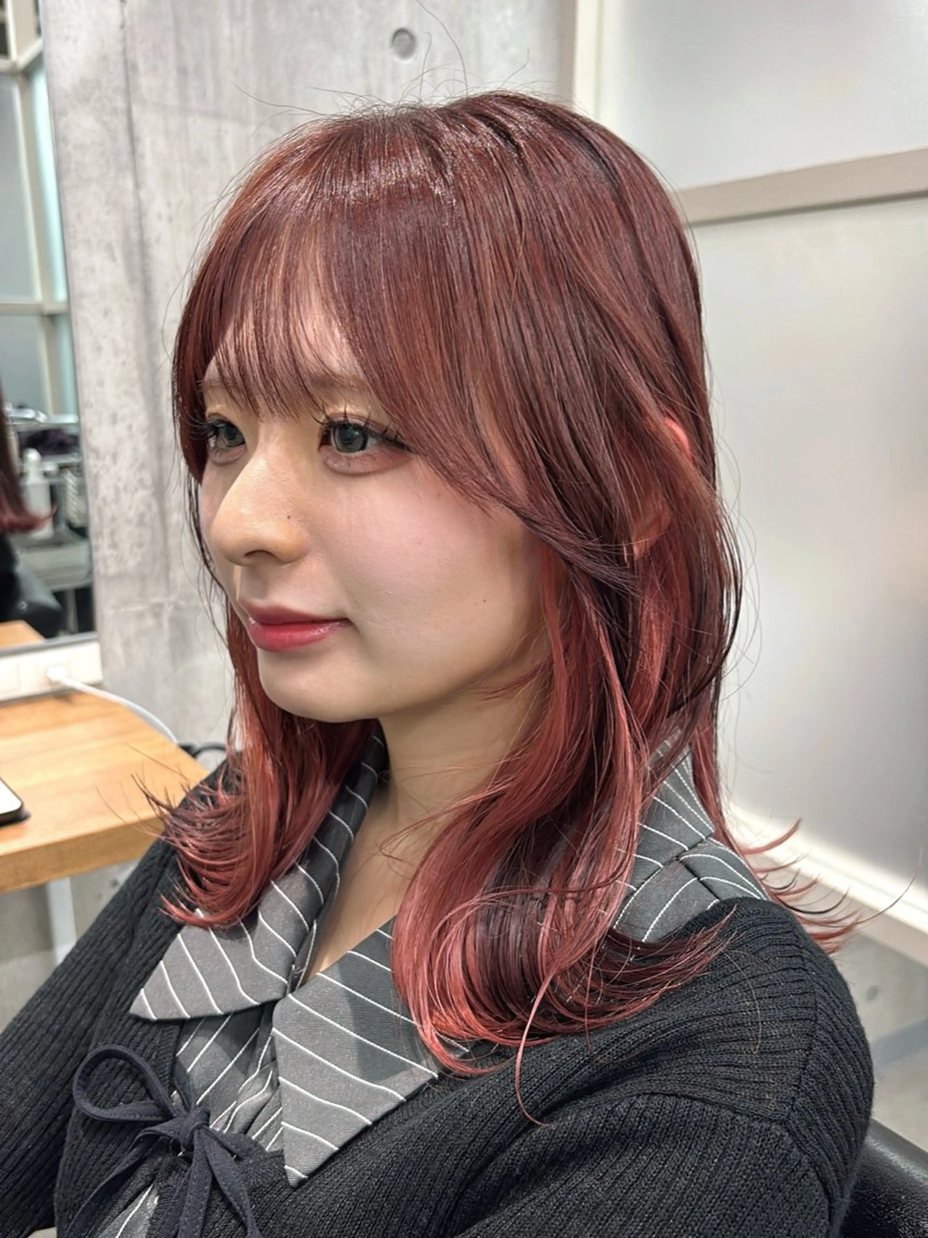 ミディアム カラー ブリーチ ピンクカラー 似合わせカット カット ヘアカラー トリートメント 堀越 智仁のヘアスタイル