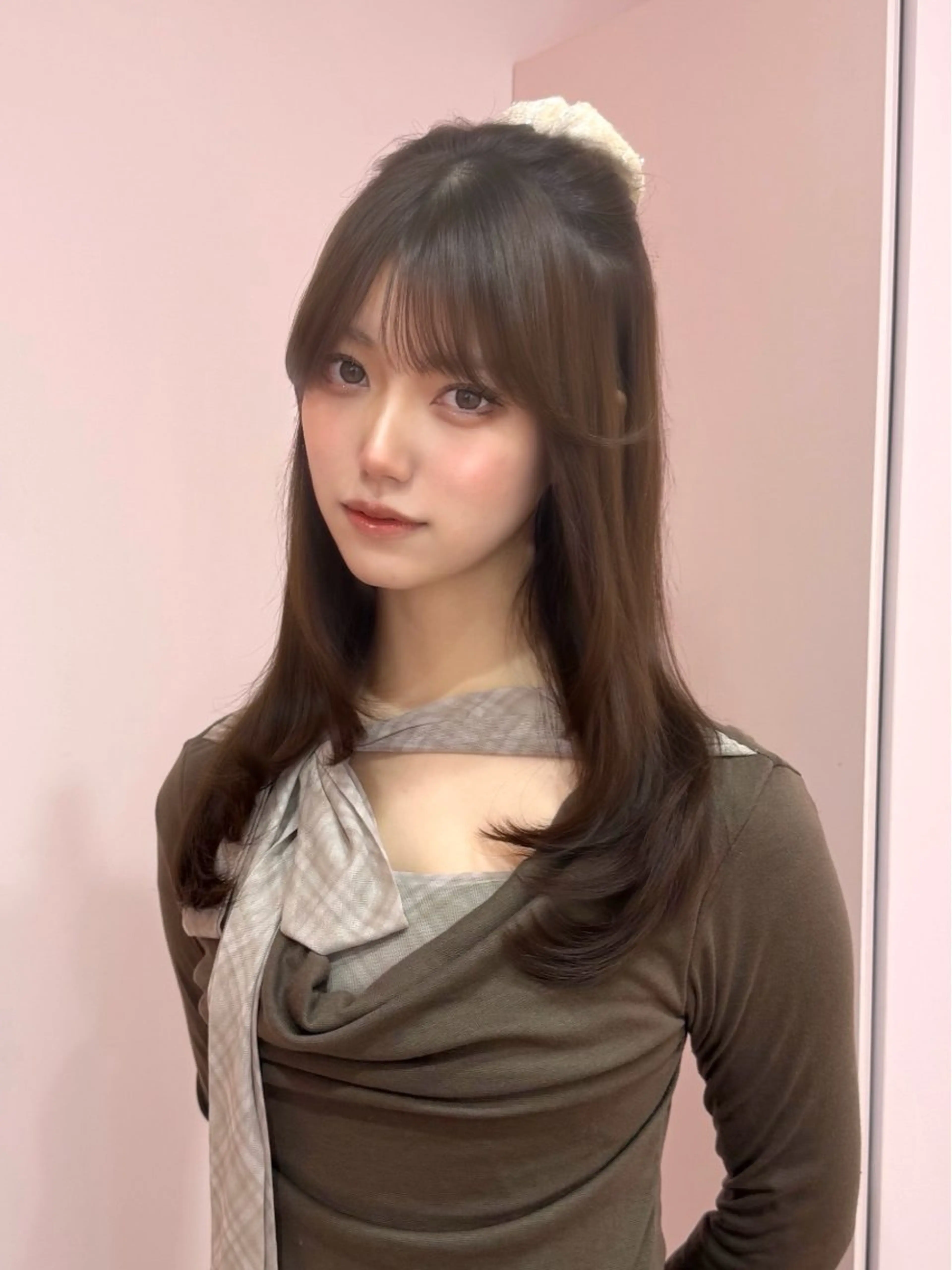 セミロング カラー ベージュカラー ブリーチ ブラウンカラー チョコレートブラウン 透明感カラー ヘアカラー 渋谷/韓国ヘア/ 顔まわり♡Ayakaのヘアスタイル