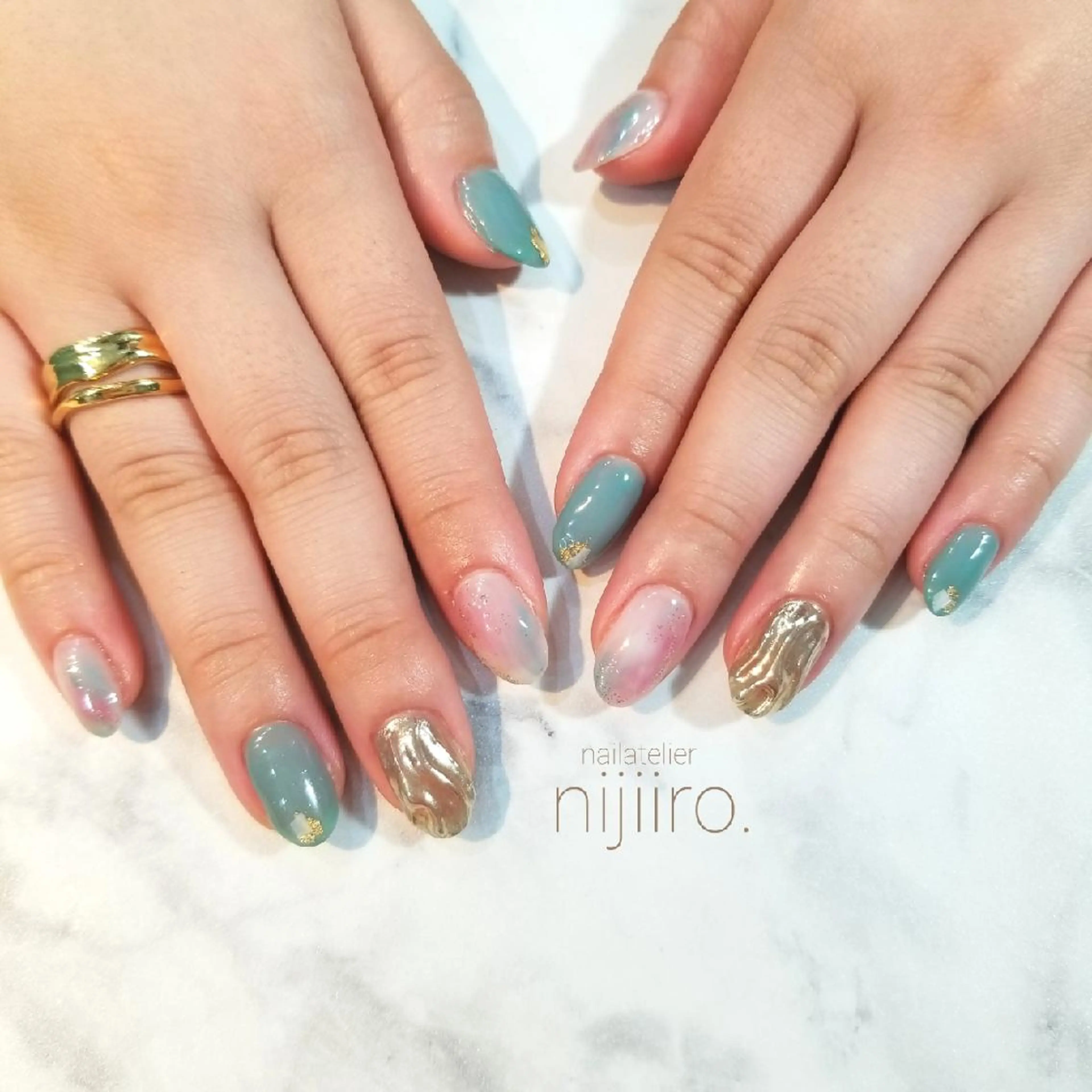 ネイル ニュアンスネイル ハンドネイル nijiiro🌈 サトウのネイルデザイン