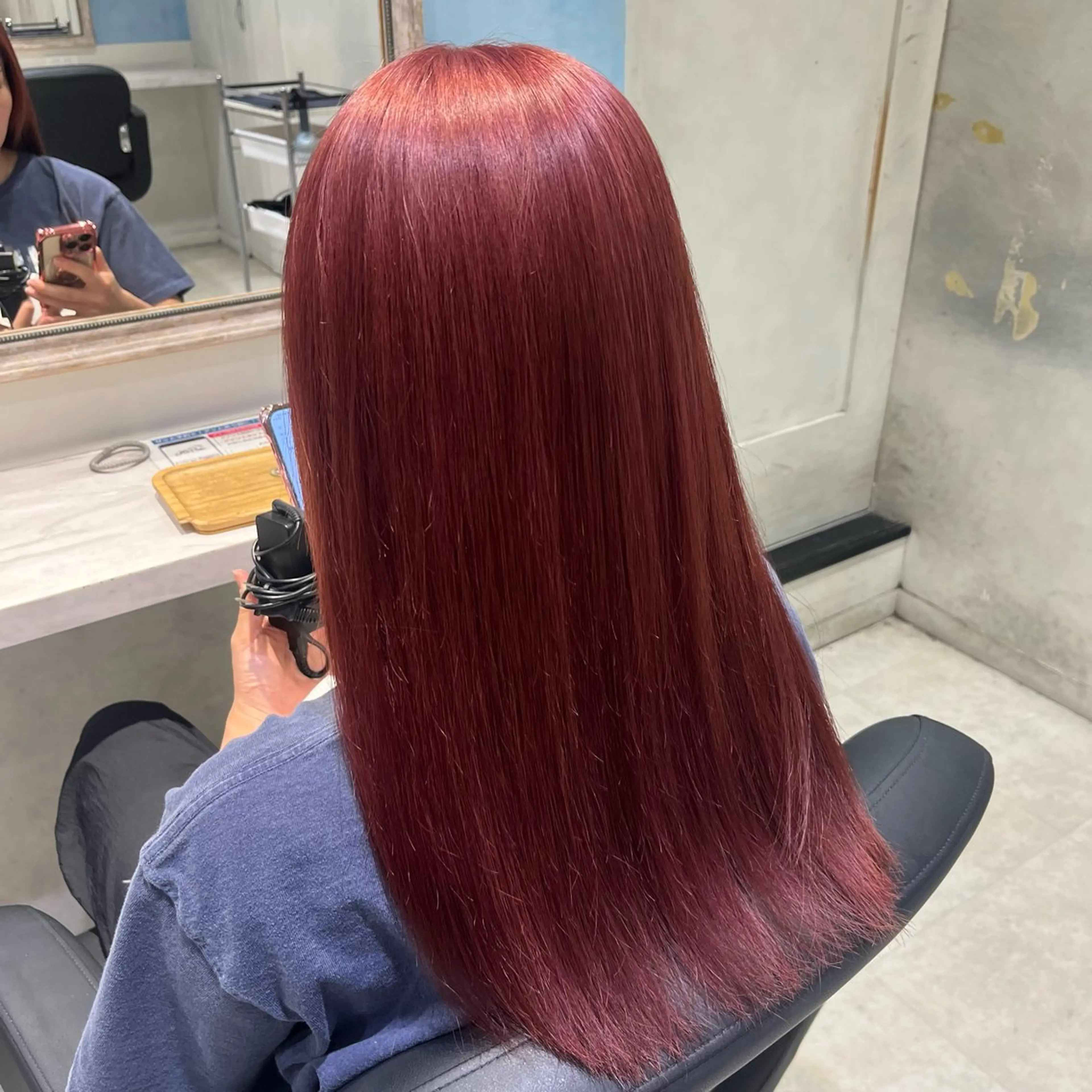 ロング カラー ブリーチ ハイトーンカラー ピンクカラー レッドカラー 💖ブリーチ/暖色 𝐘𝐮𝐢💖のヘアスタイル