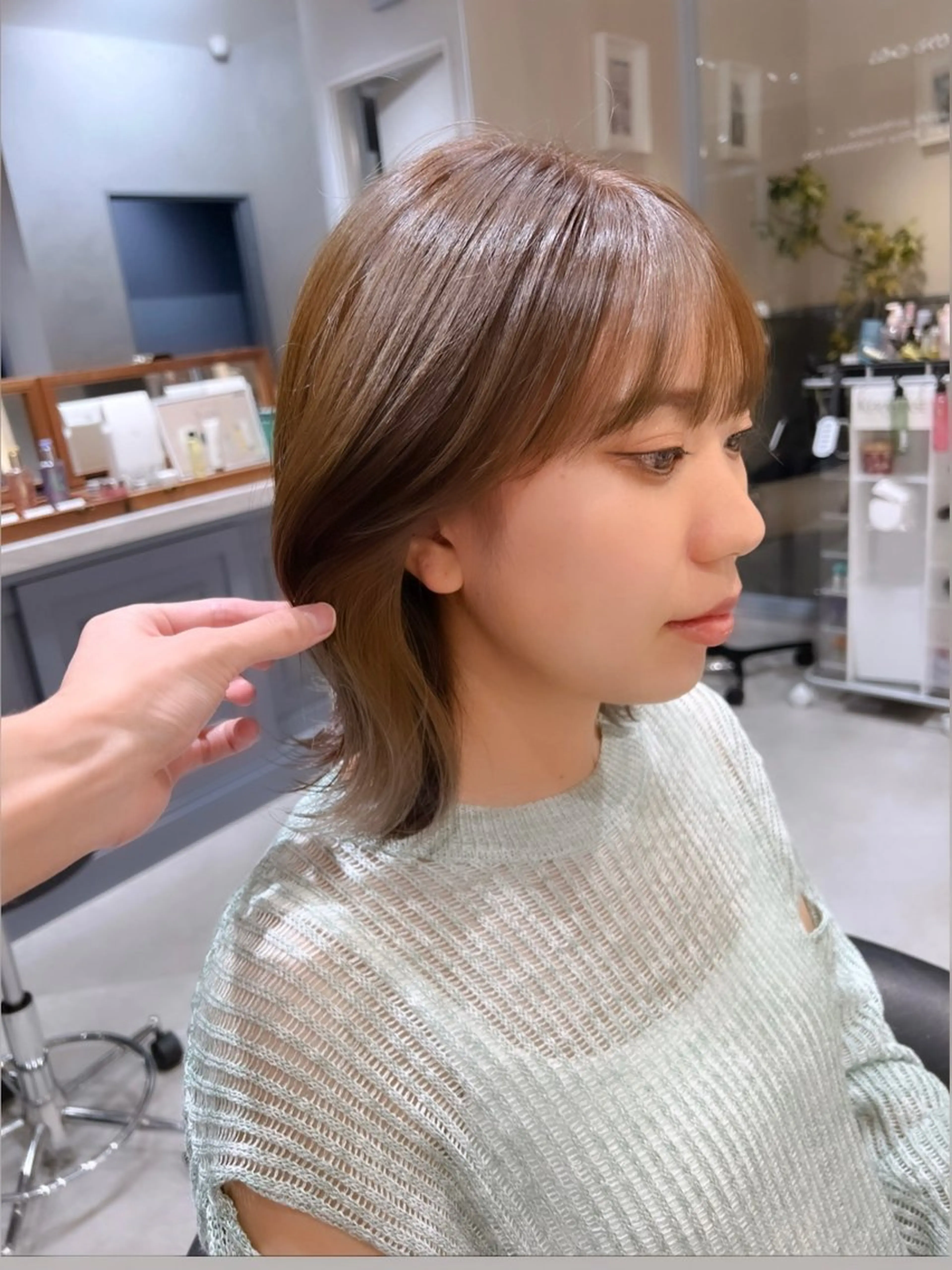 ミディアム レイヤー/ボブ 高嶋 優のヘアスタイル