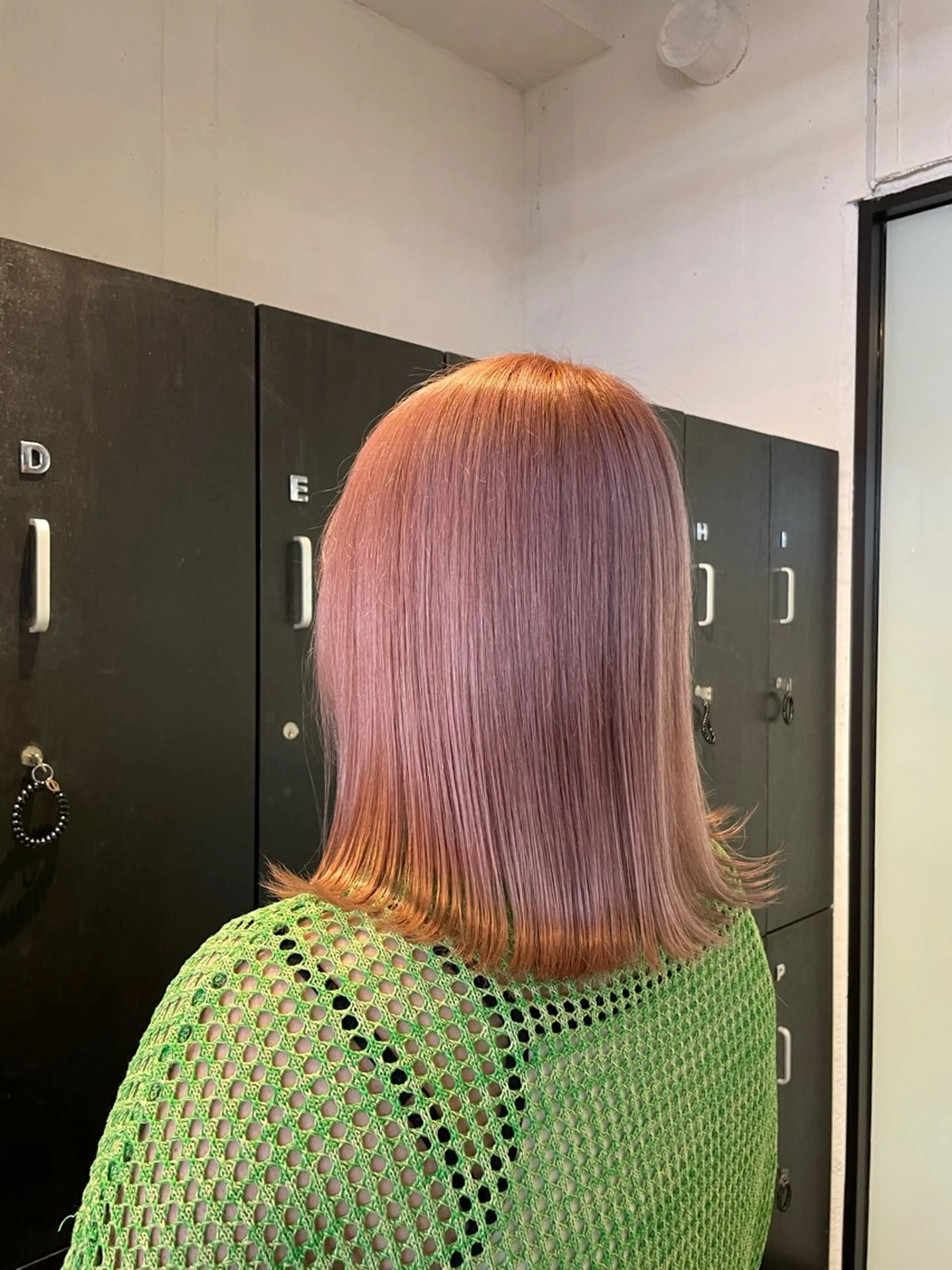 カラー ベージュカラー ブリーチ ピンクカラー ピンクベージュ ハイトーンカラー🩵 指名多数💗横山聖奈のヘアスタイル