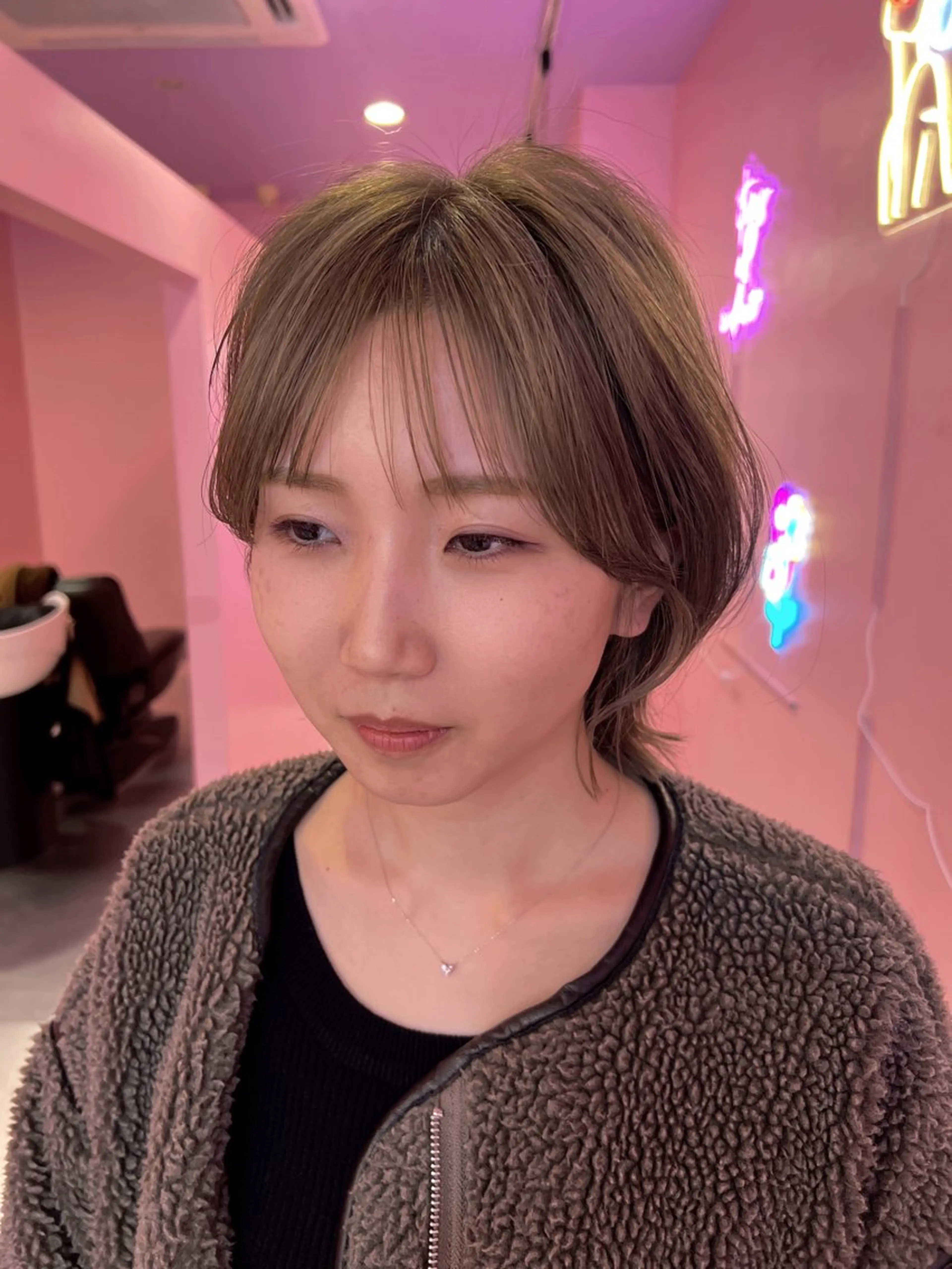 ミディアム カット ヘアカラー トリートメント 紙屋町ショート /ボブ　パーマ河内蓮のヘアスタイル