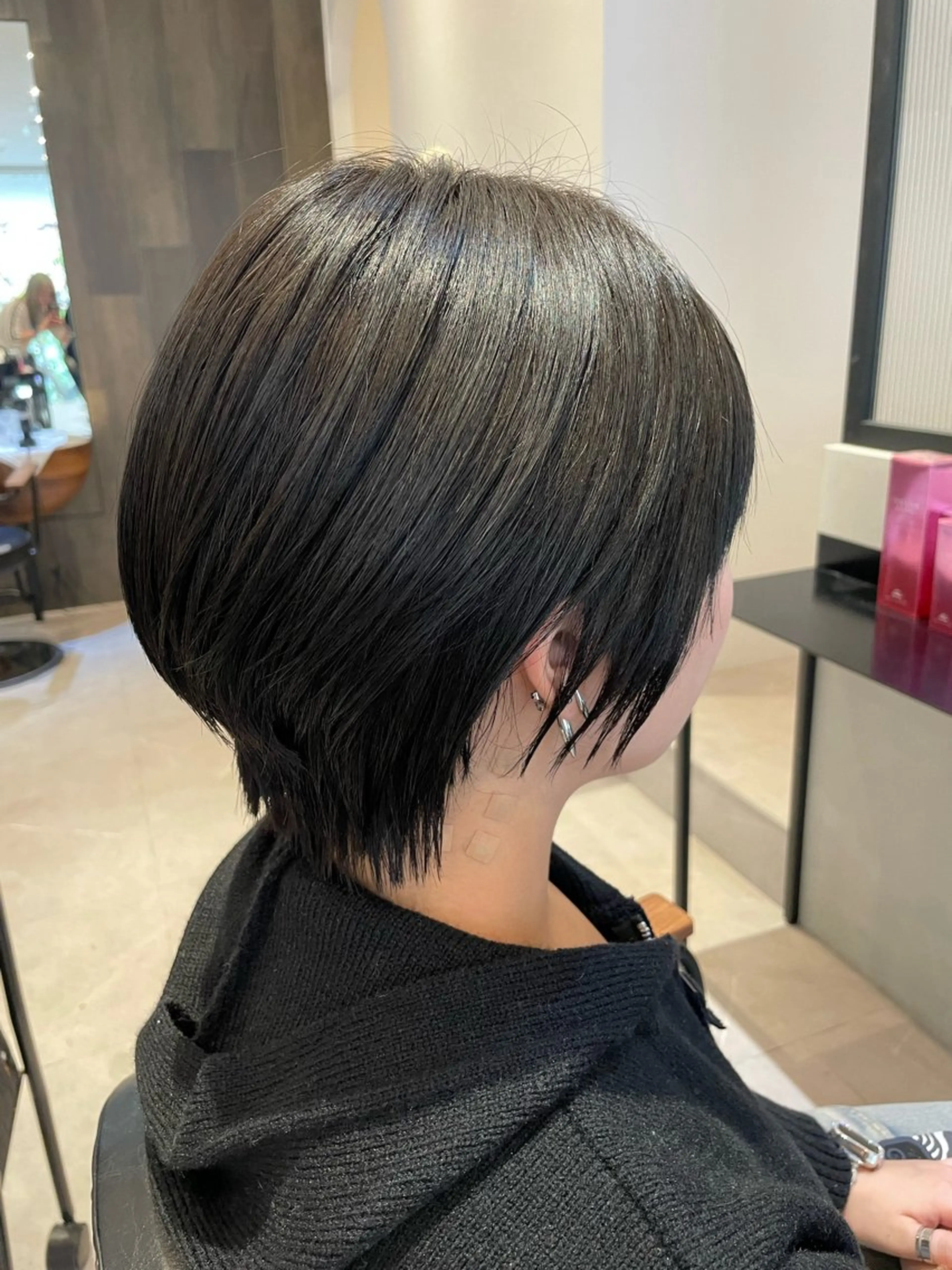 ショート カラー オリーブカラー🫒/ ハッシュカット/みゆのヘアスタイル