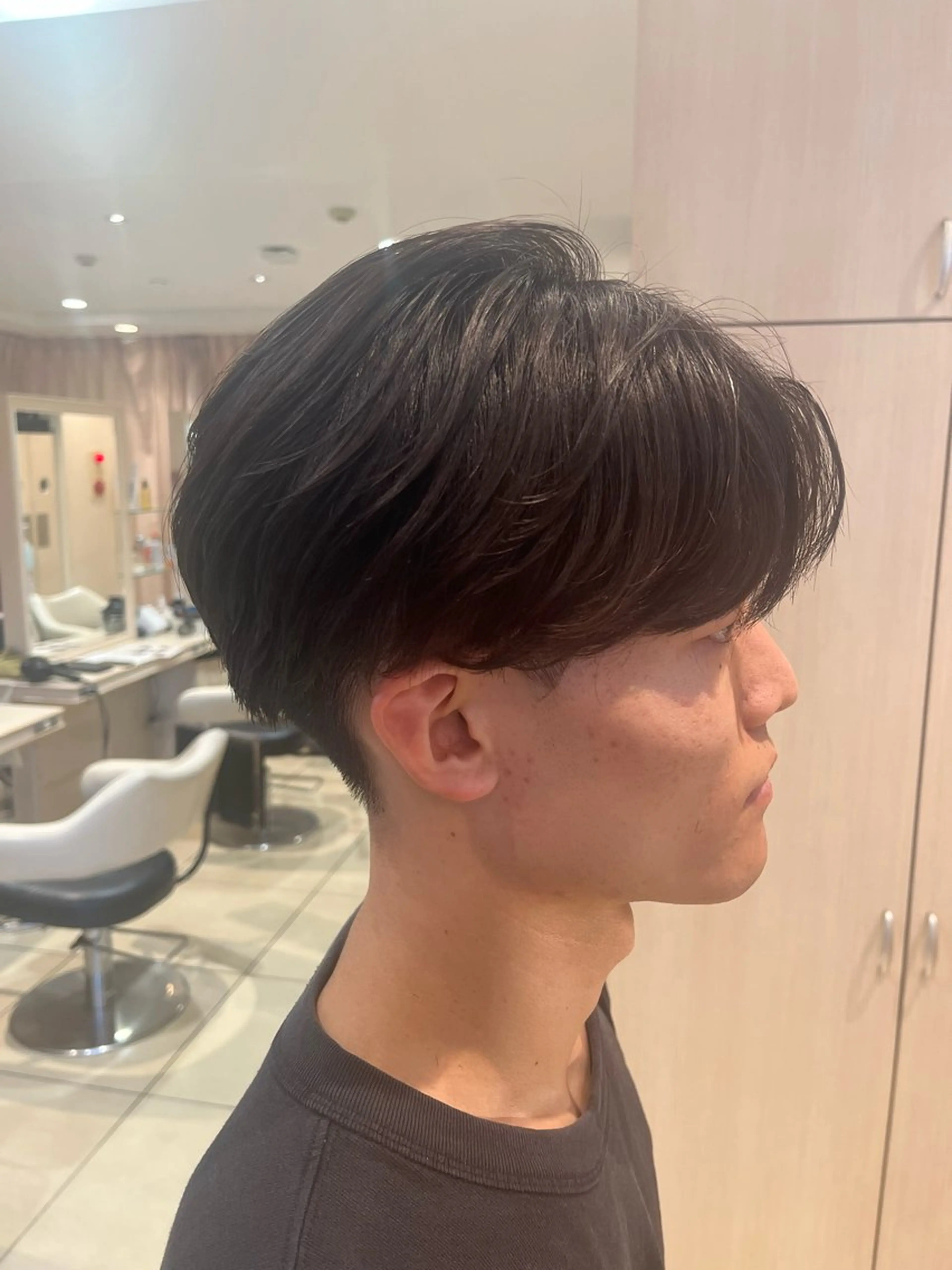 メンズ メンズパーマ カット パーマ 森野美咲🇰🇷 レイヤー/顔周りのヘアスタイル