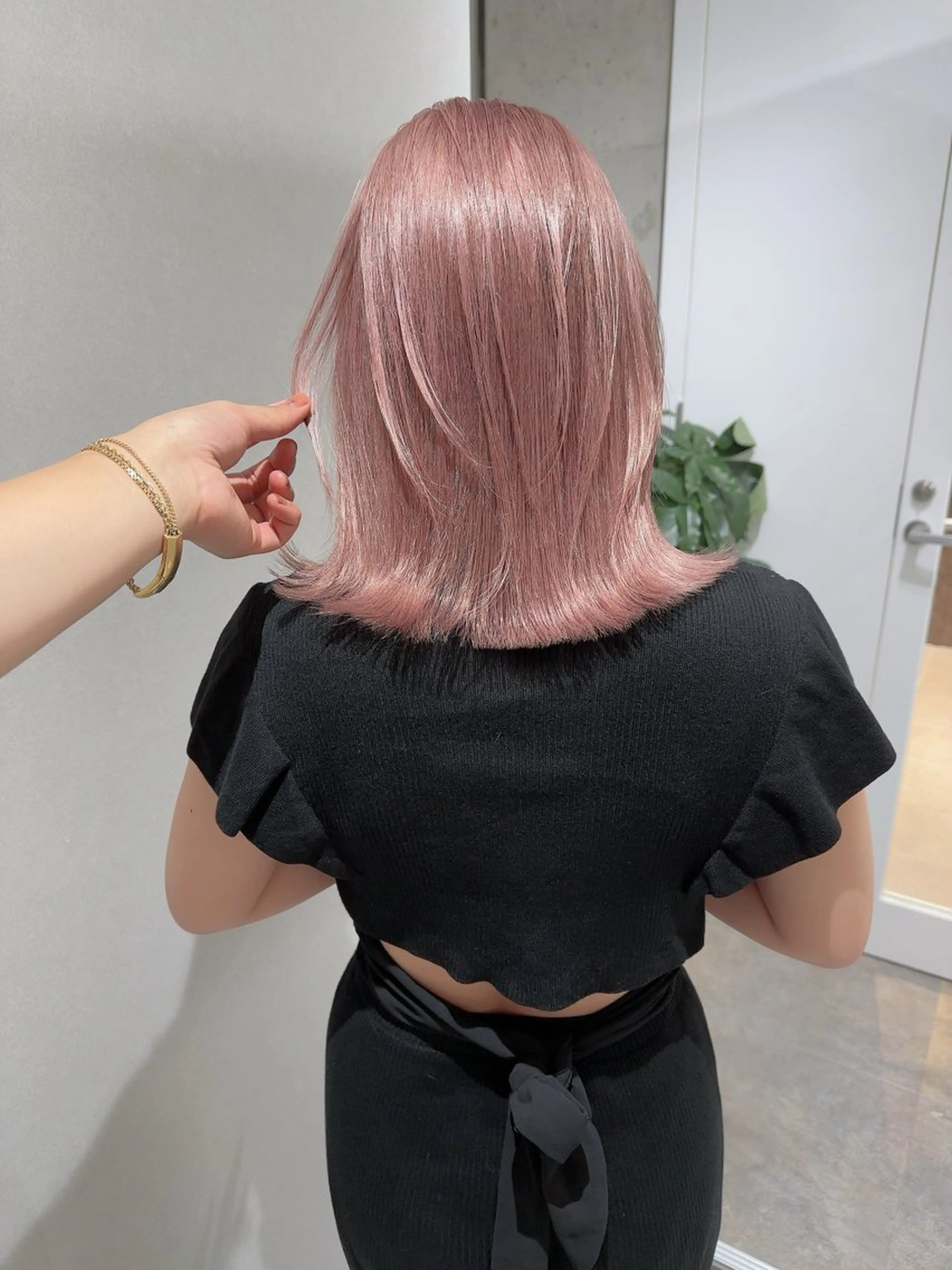 カラー VEGA天神 ブリーチのヘアスタイル