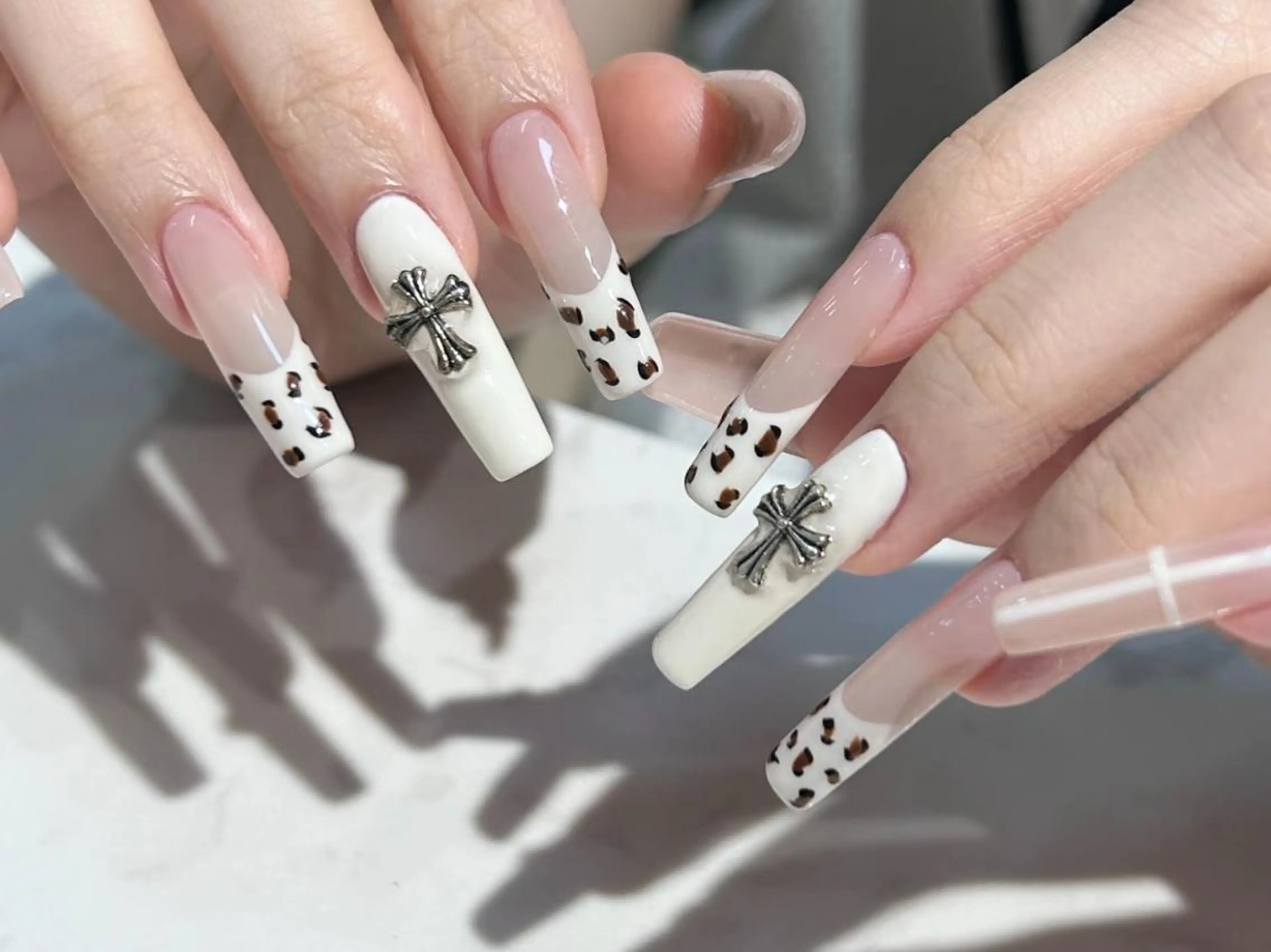 ネイル ハンドネイル ハンドケア 🍑 momo_nailのネイルデザイン