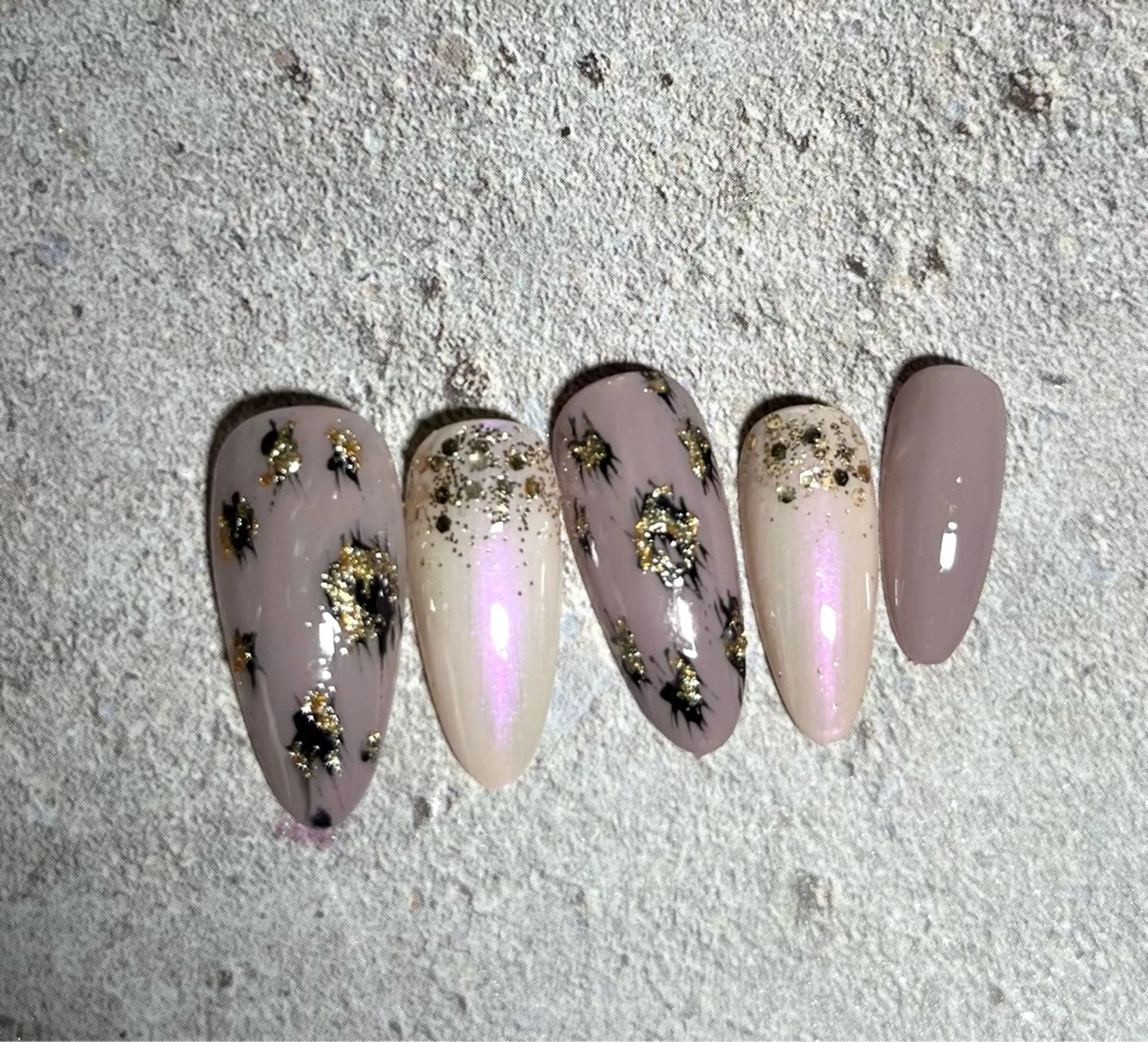 ショート 2DY NAIL SALONのネイルデザイン