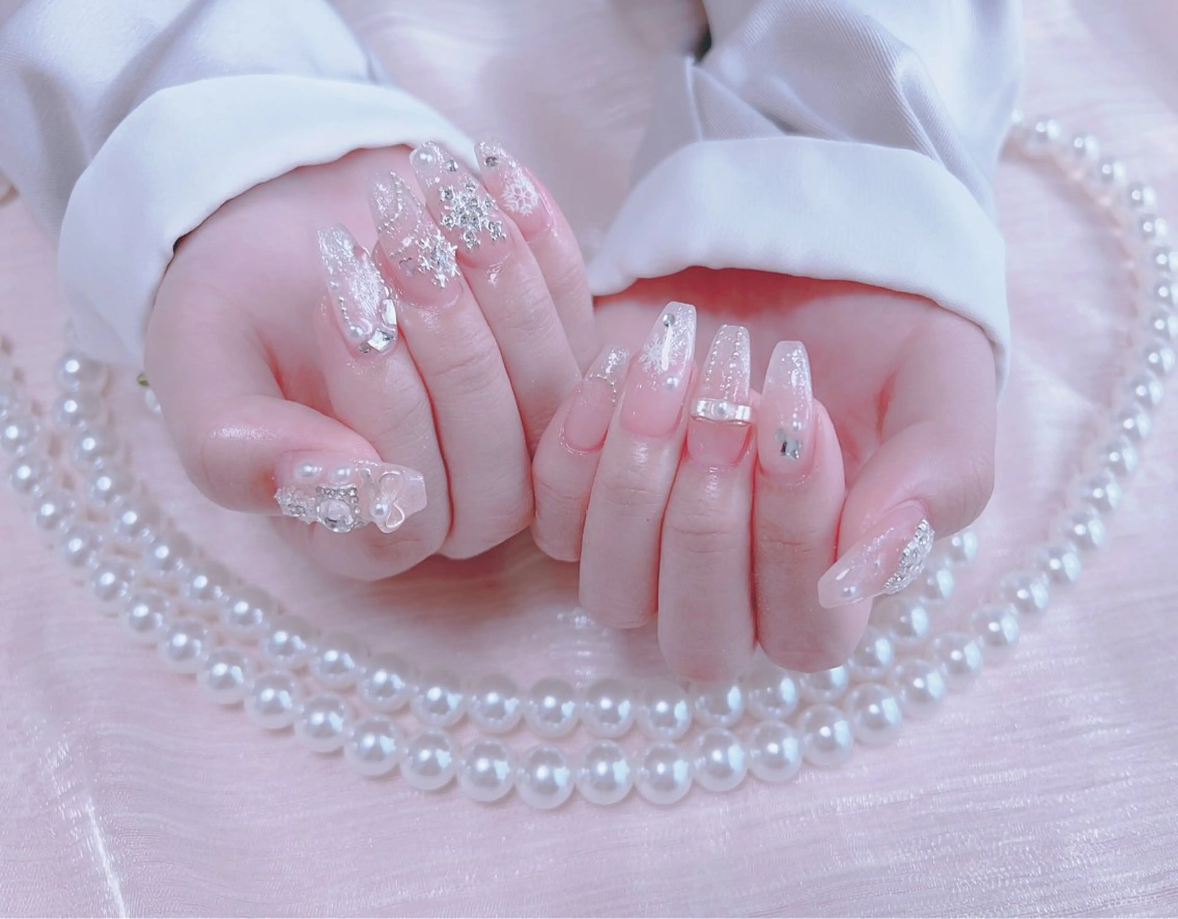 ネイル はぴねす所属・横浜 美夢のネイルデザイン