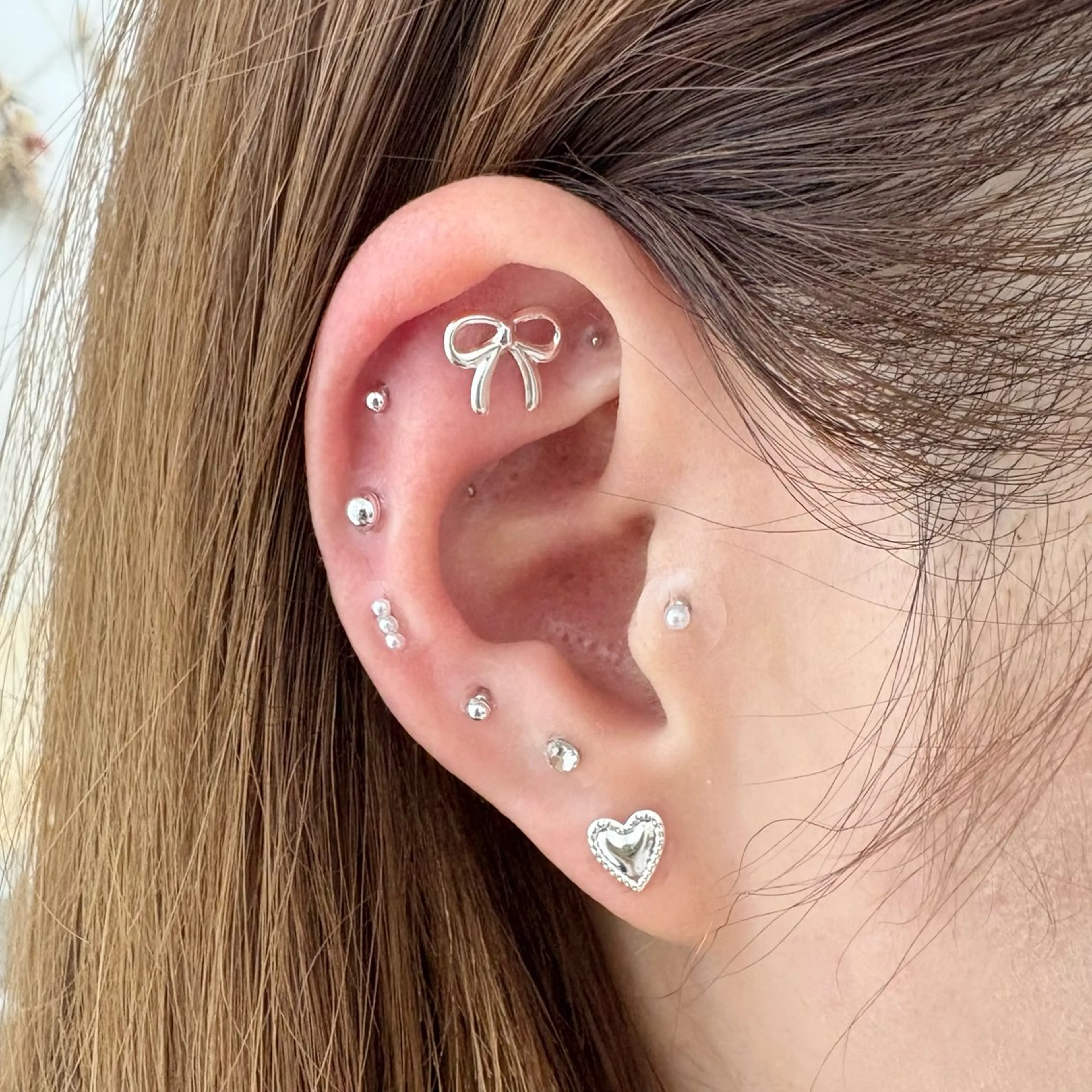 耳つぼジュエリー 💎 20粒 \ 簡単マッサージ付 /の写真
