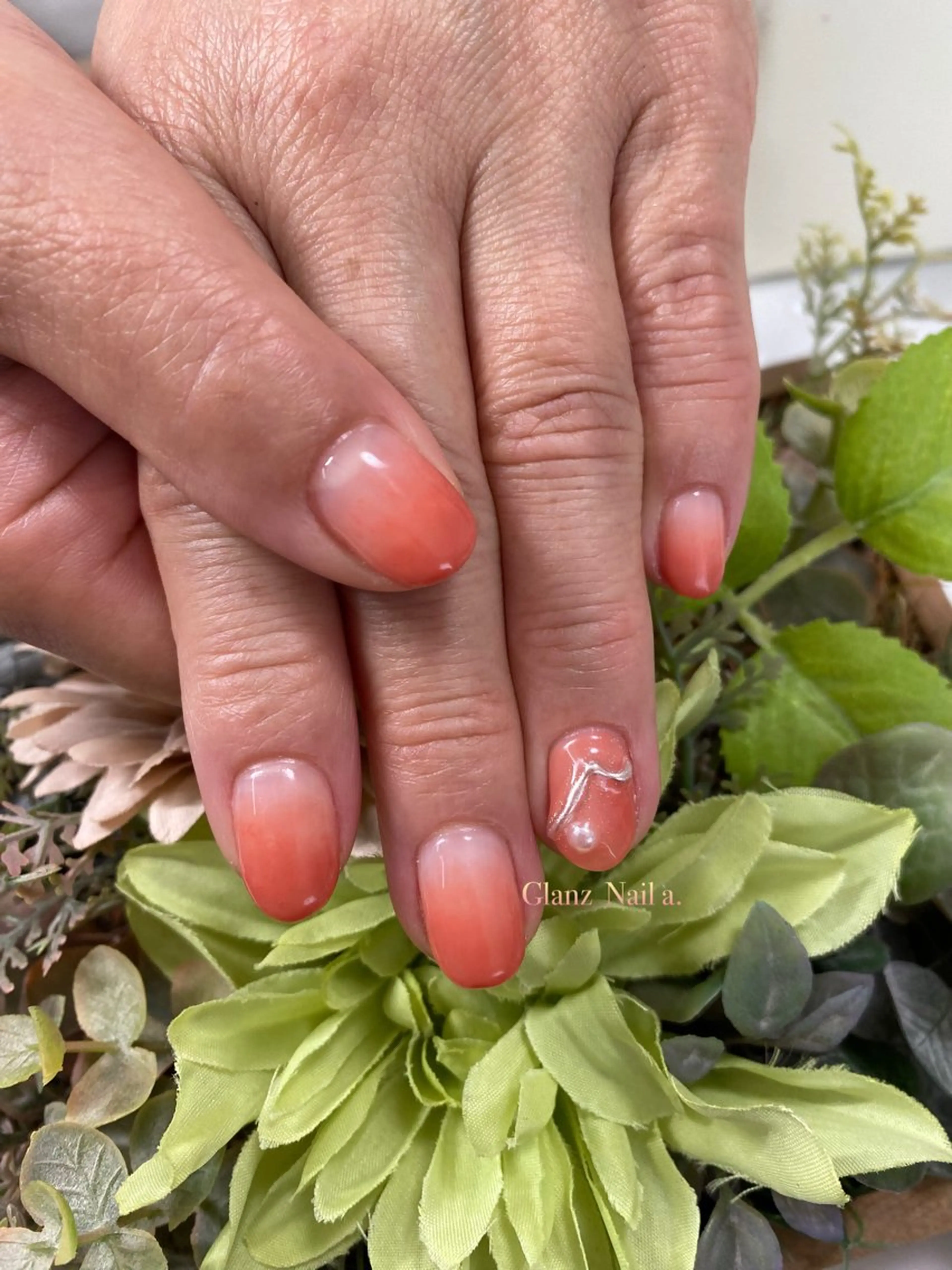 ネイル グラデーション Glanz  Nail aのネイルデザイン