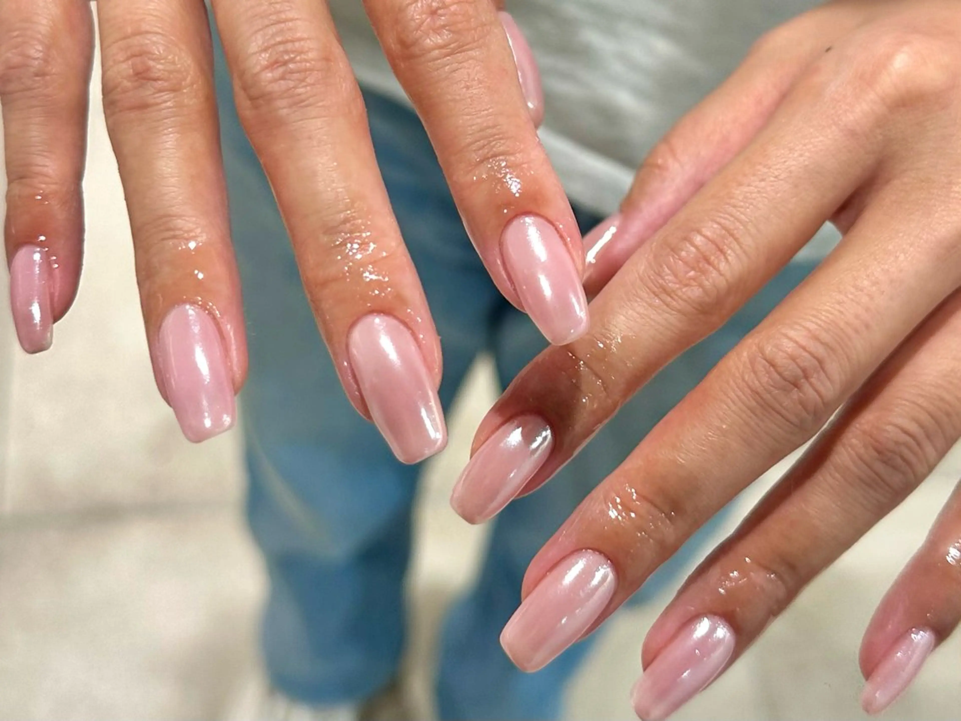 ネイル ミラーネイル ピンク ホワイト ハンドネイル kano🫧 指名No.1💫のネイルデザイン