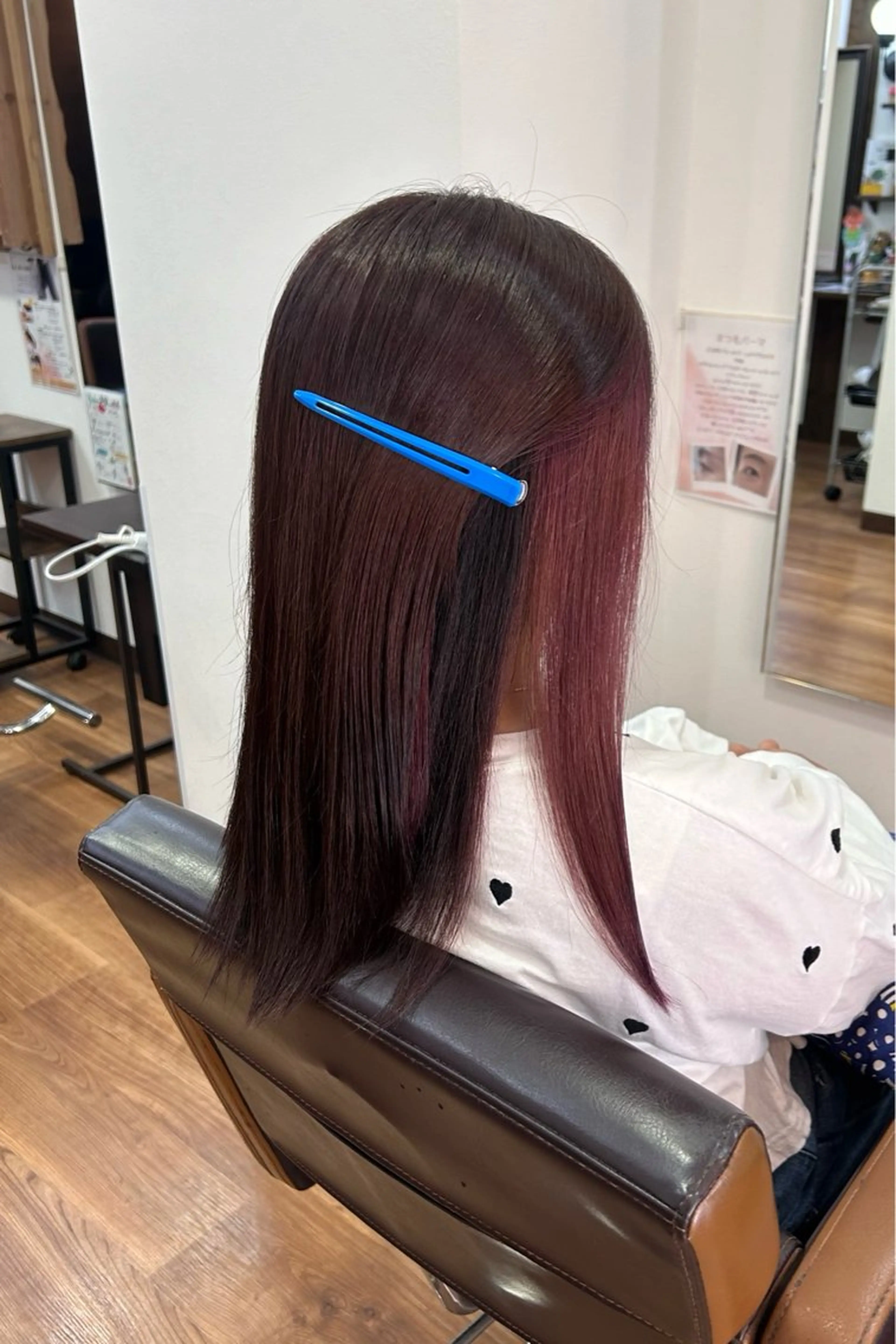 セミロング カラー ブリーチ ピンクカラー 原田 歩実のヘアスタイル