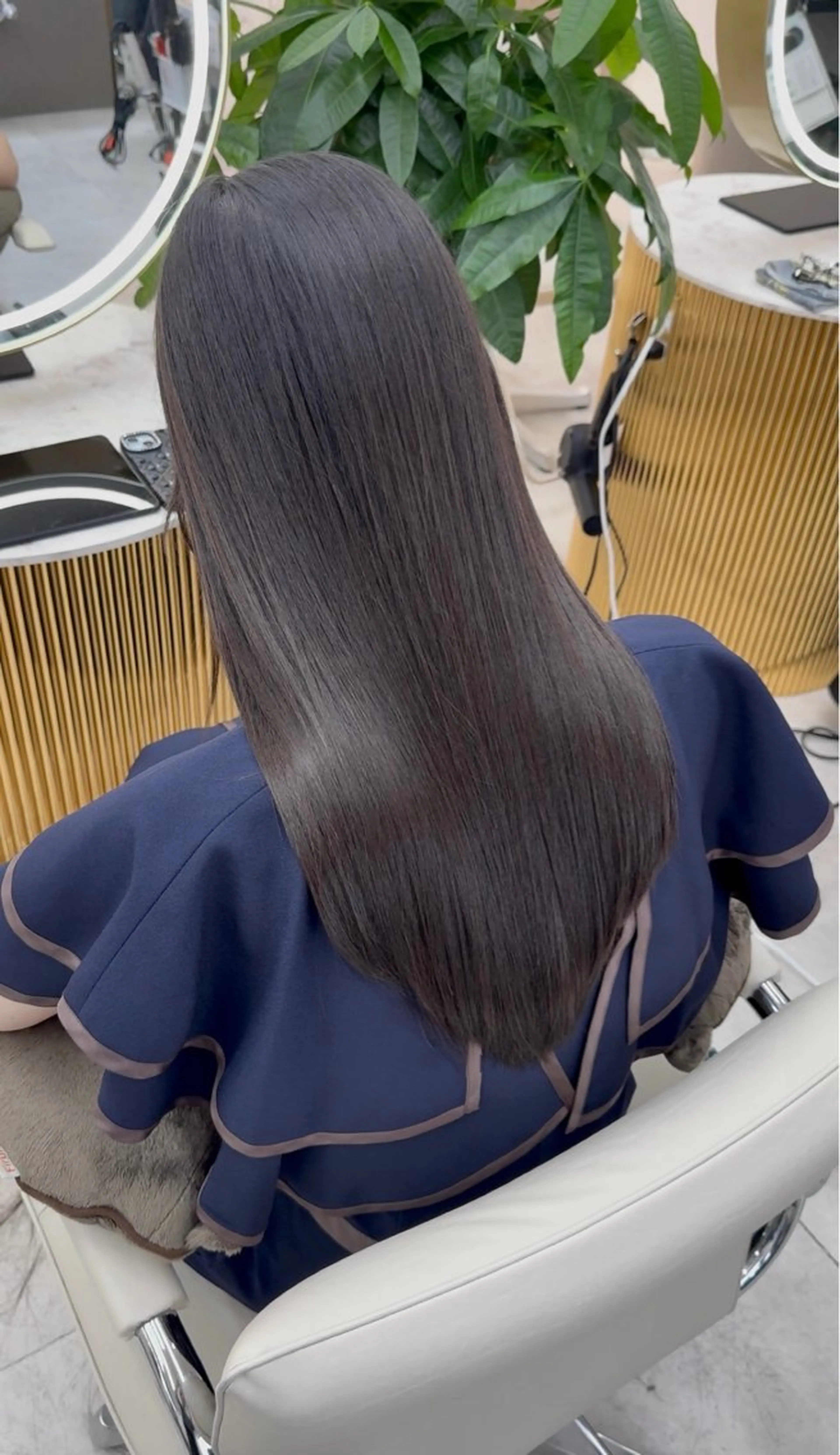 セミロング 顔周りカット/髪質改 善/新宿/畑中稔里のヘアスタイル