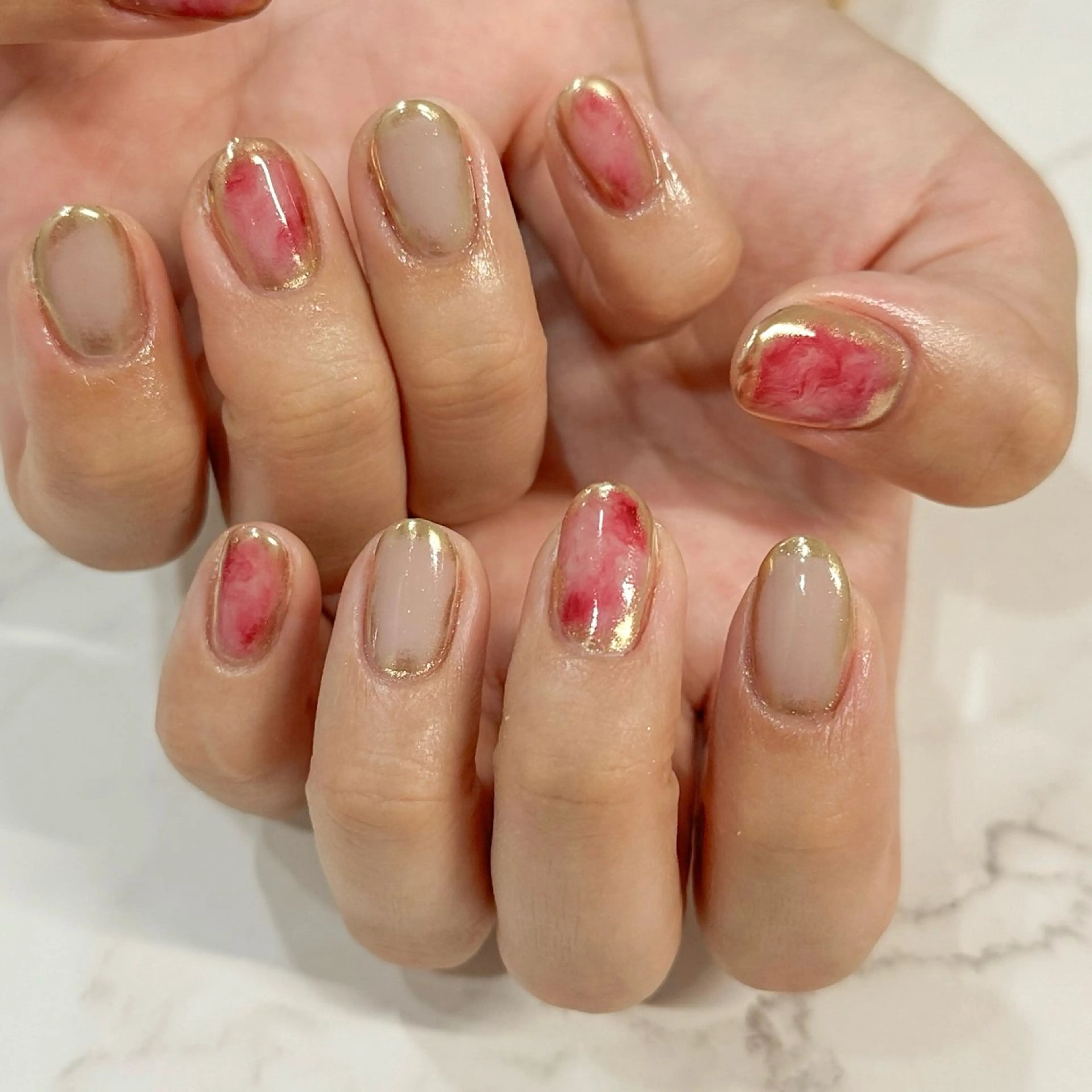 ネイル ブラウン ジェルネイル ニュアンスネイル パラジェル ハンドネイル Kotoha （ことは）のネイルデザイン